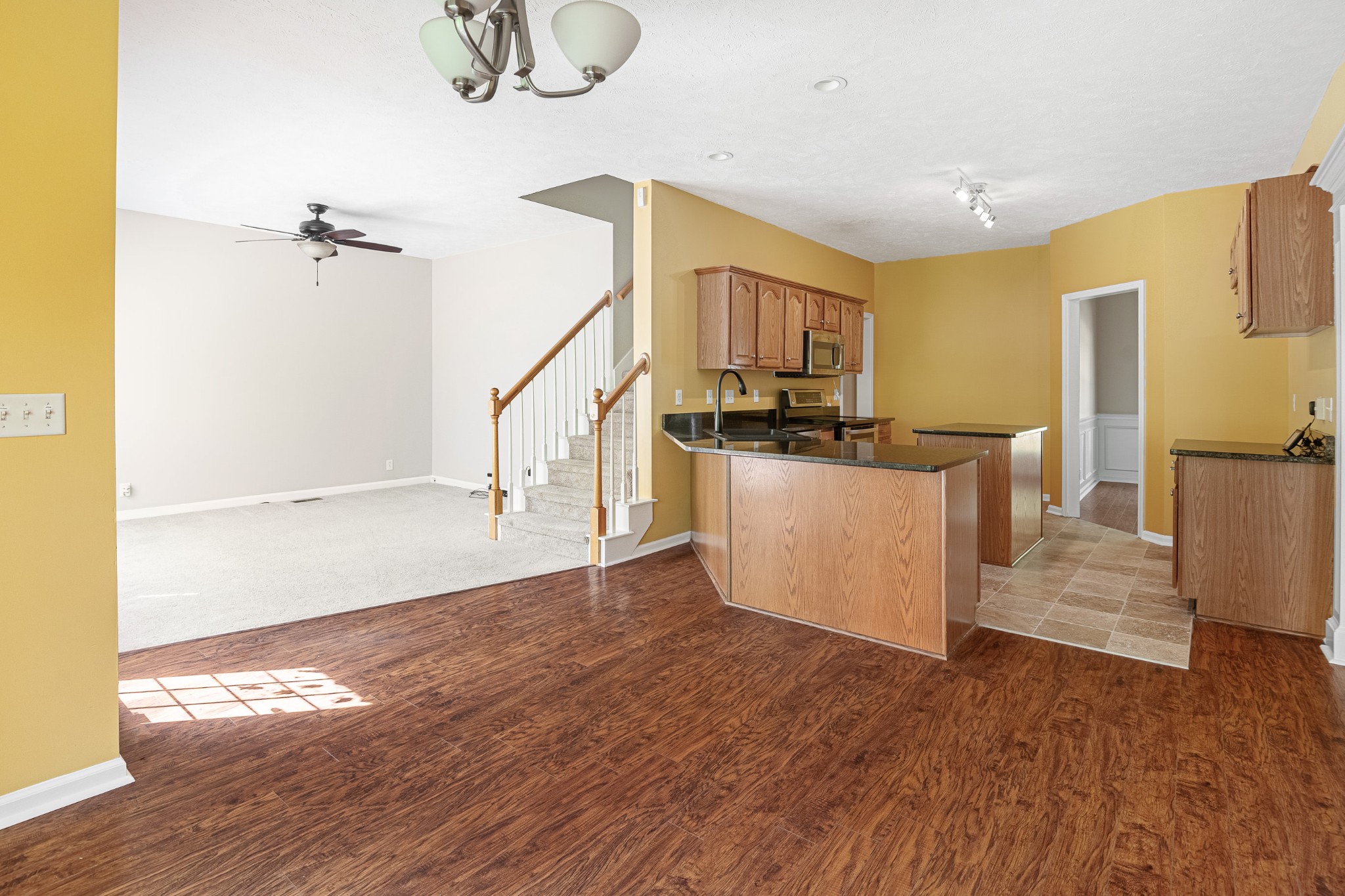 6025 Inglenook Dr