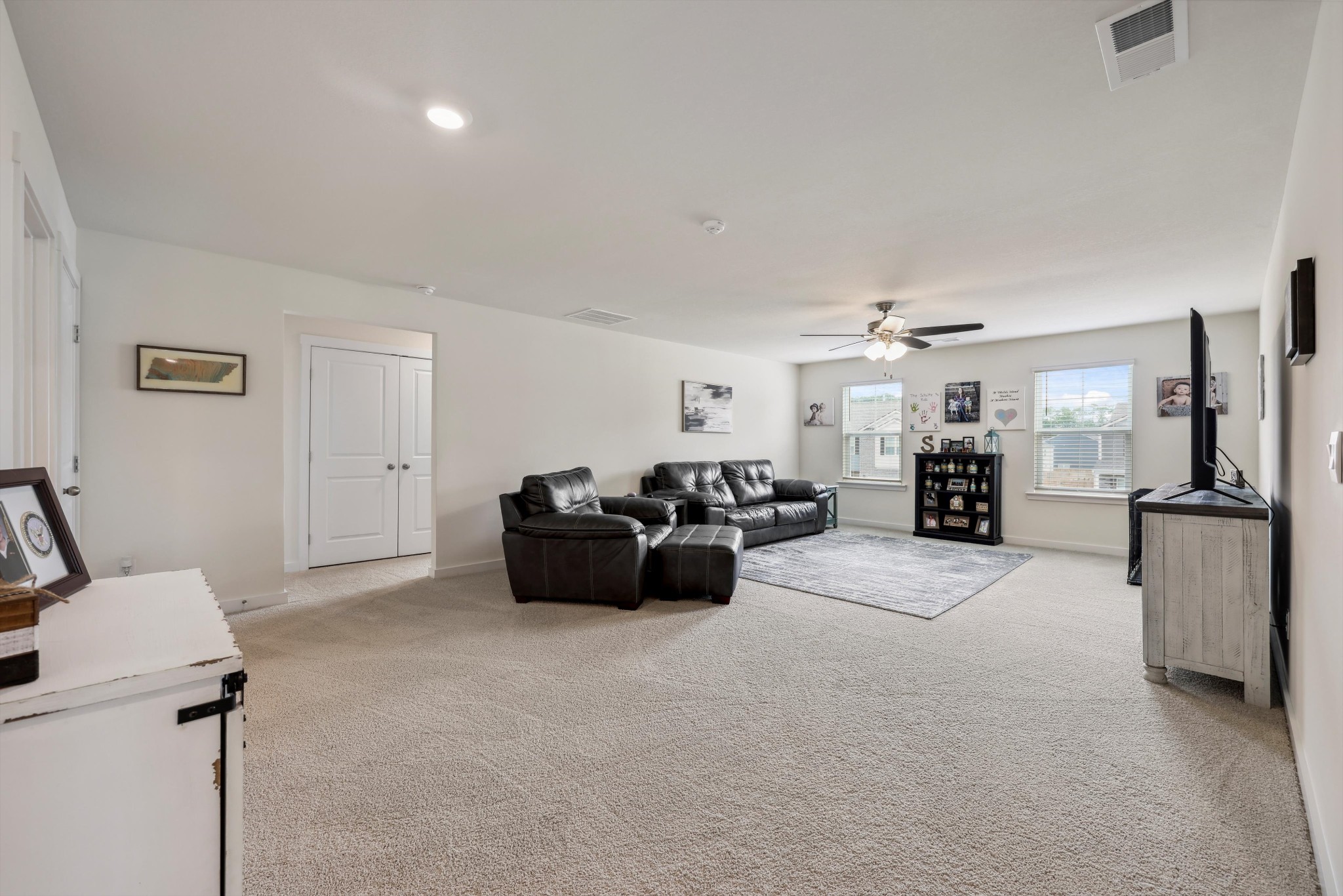 7461 Madelia Ct
