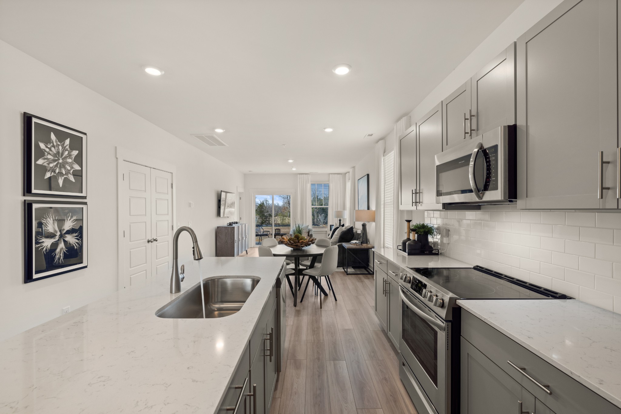1714 Manuka Lane