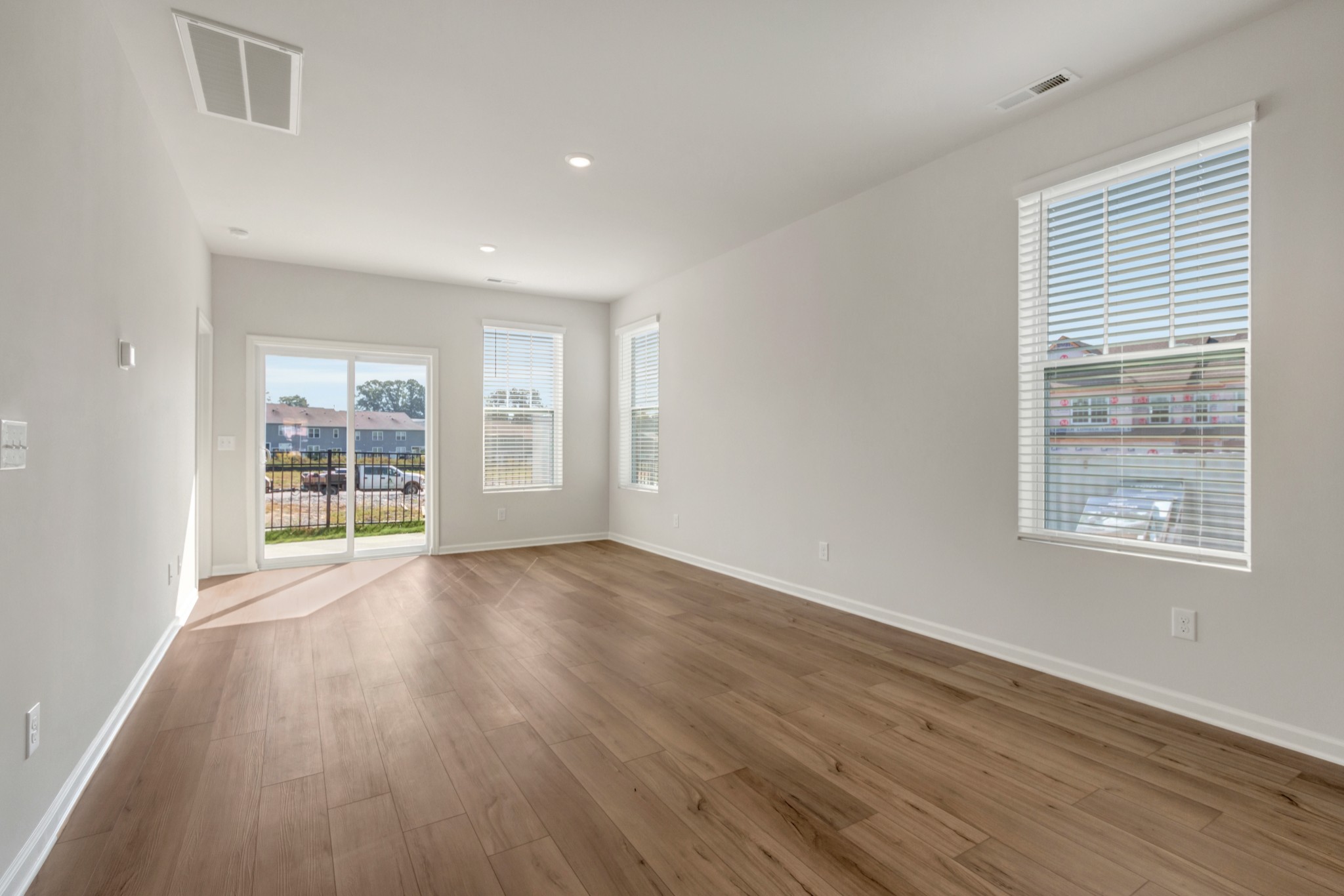1653 Manuka Lane