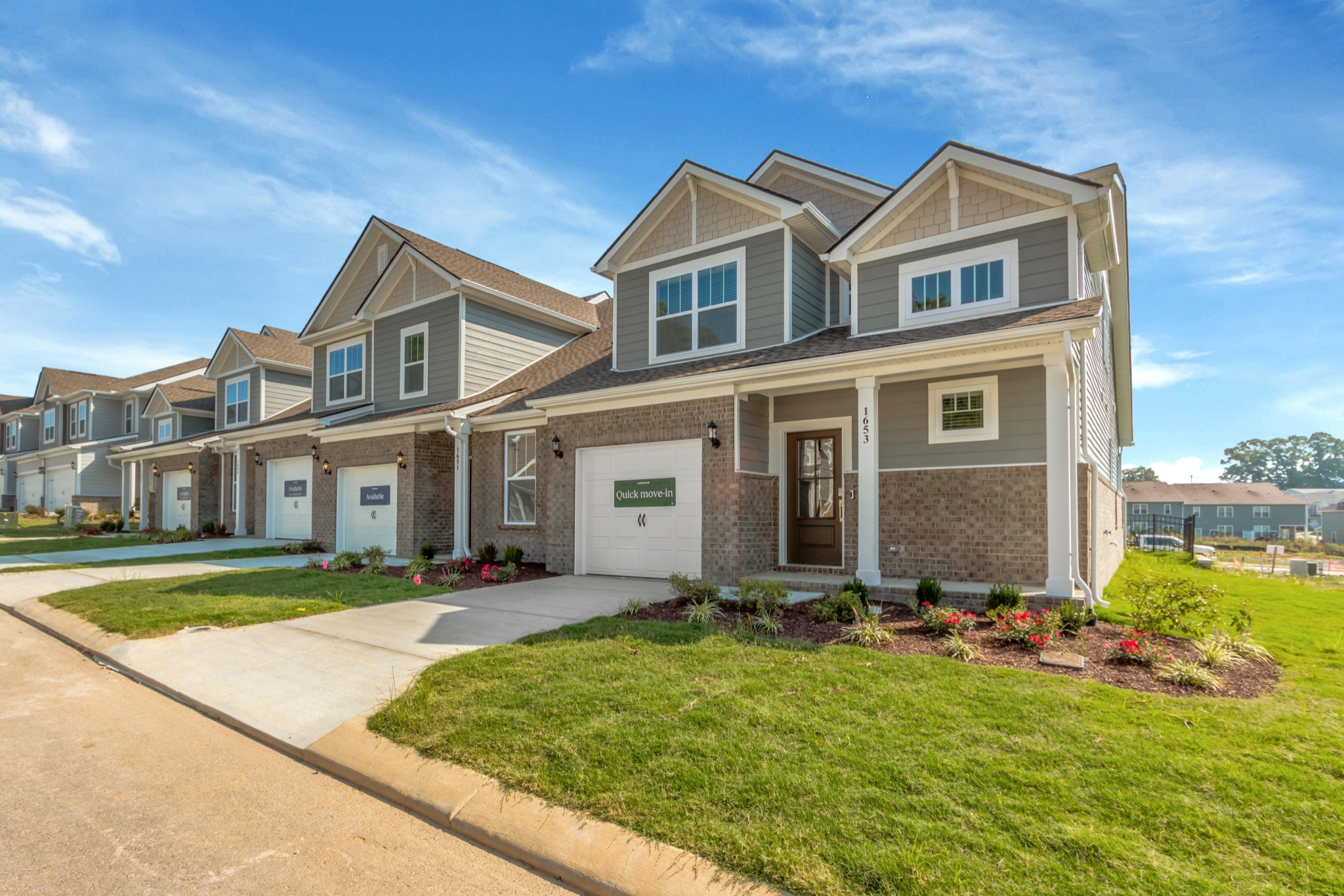 1653 Manuka Lane