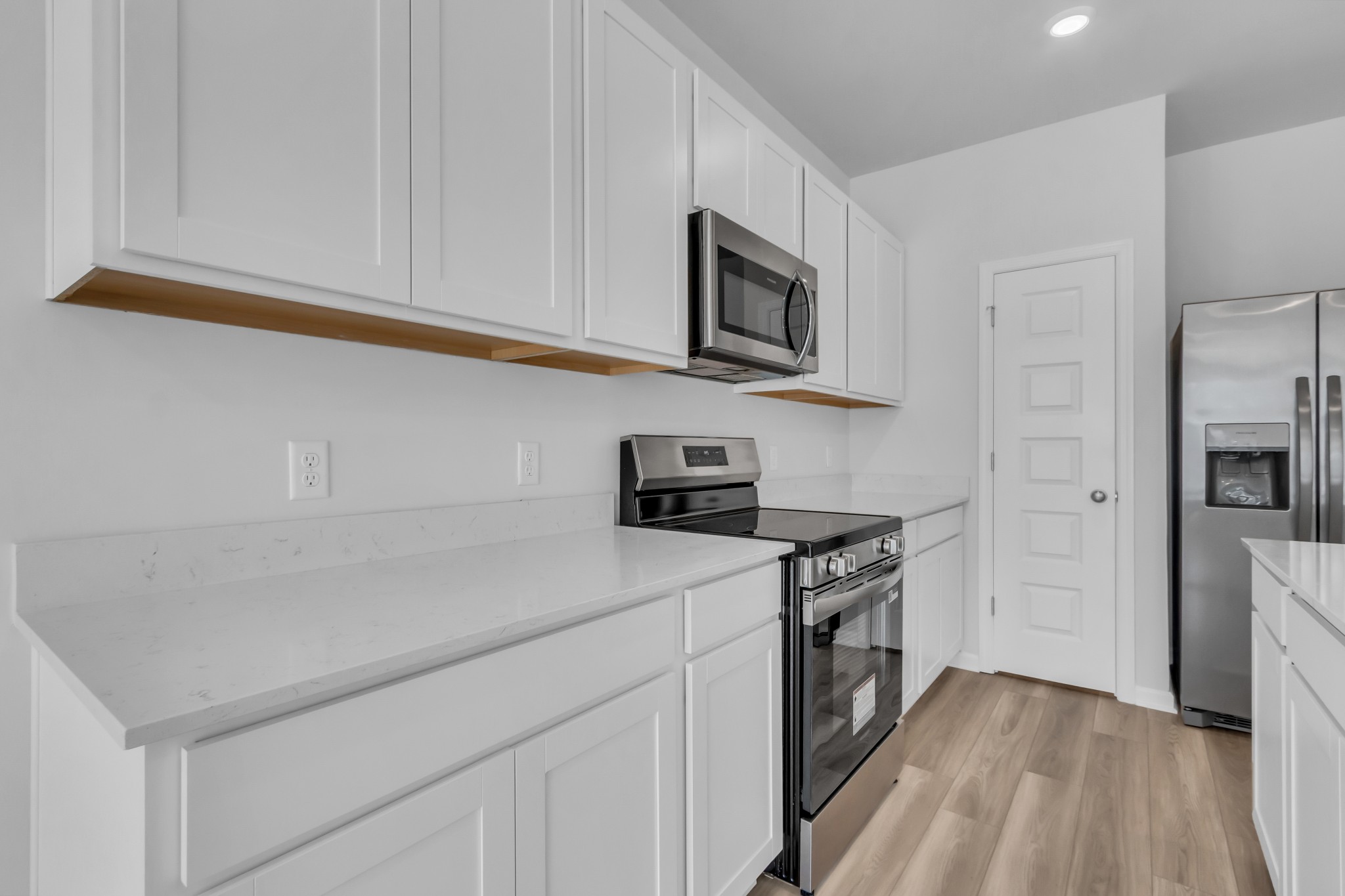 1613 Manuka Lane