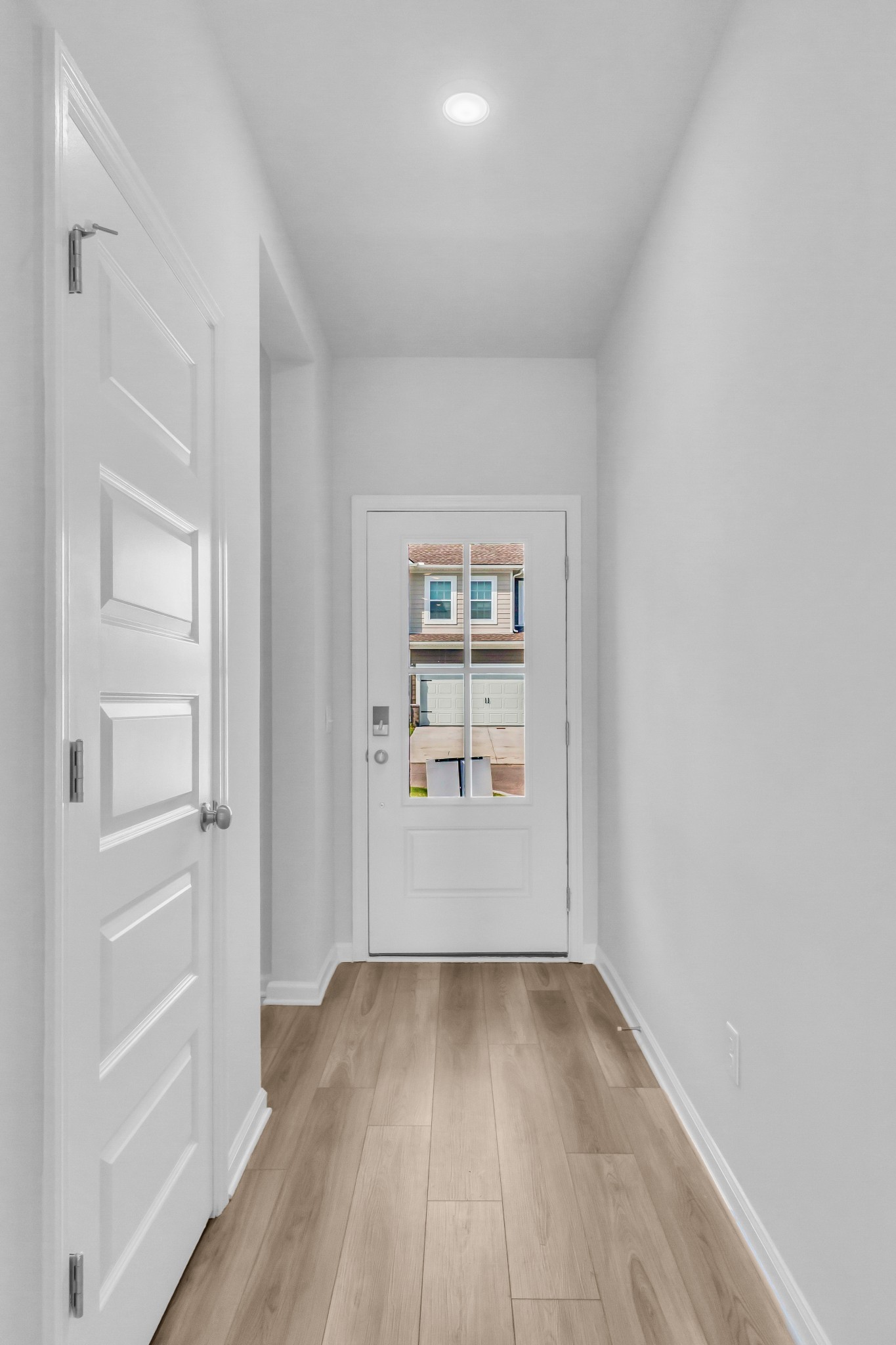1613 Manuka Lane