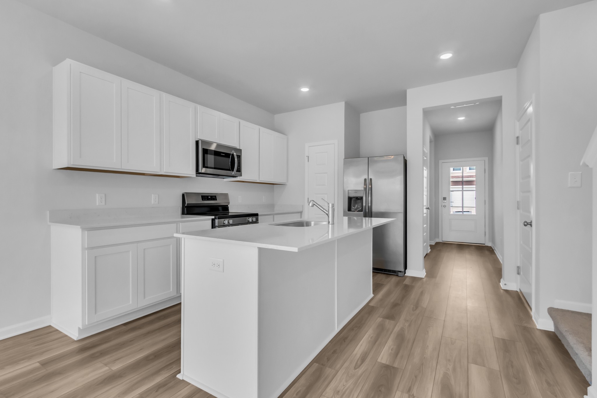 1613 Manuka Lane