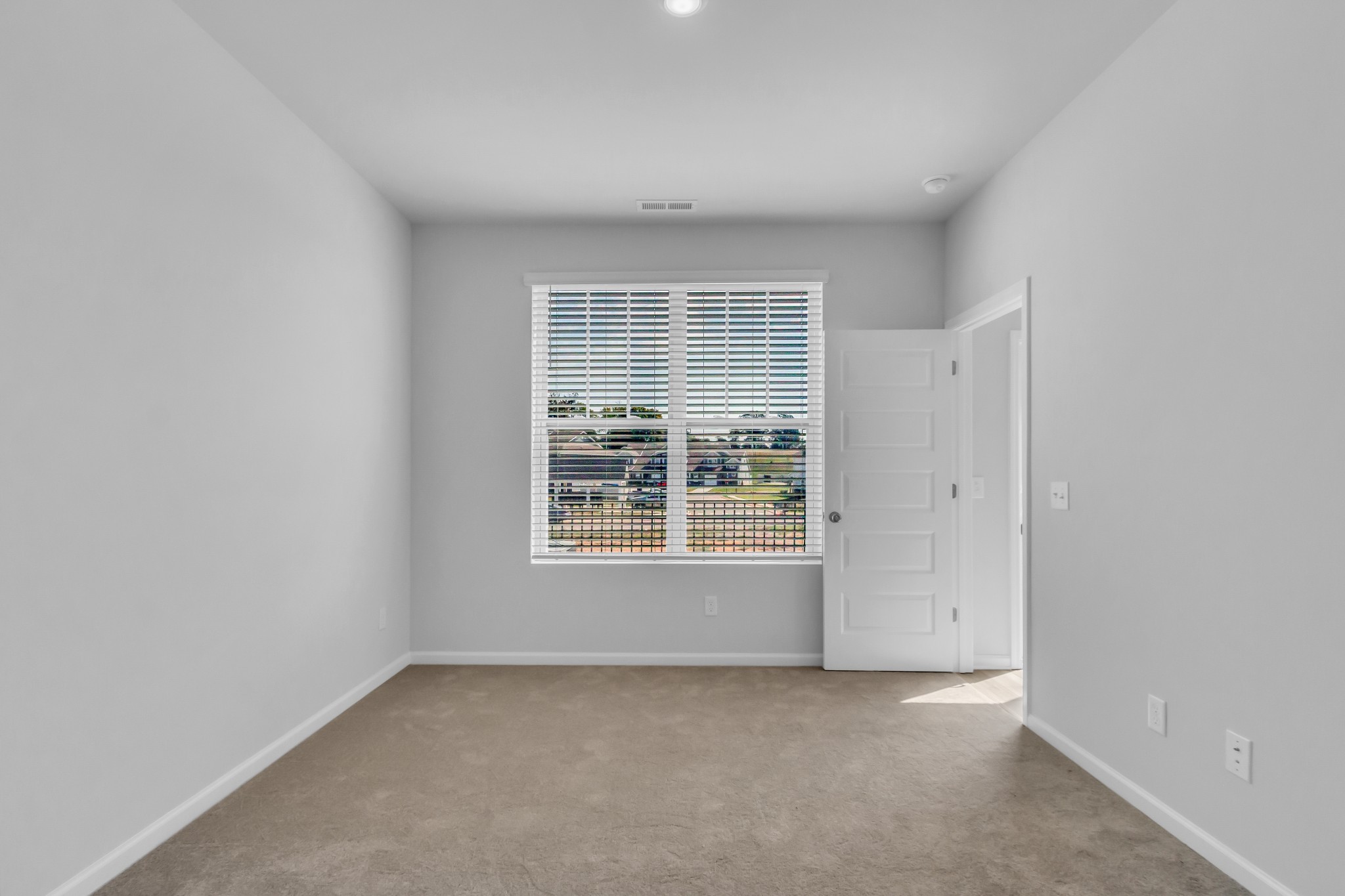 1613 Manuka Lane
