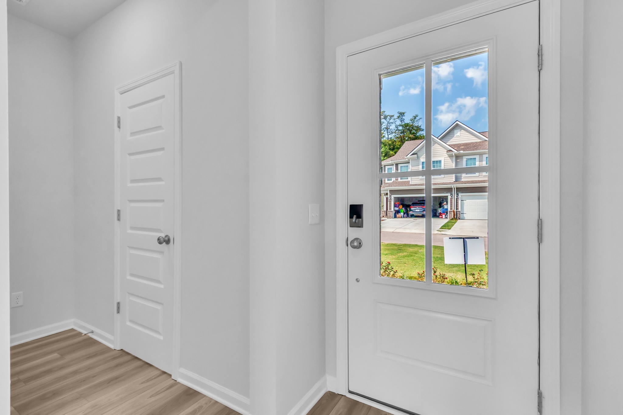 1613 Manuka Lane