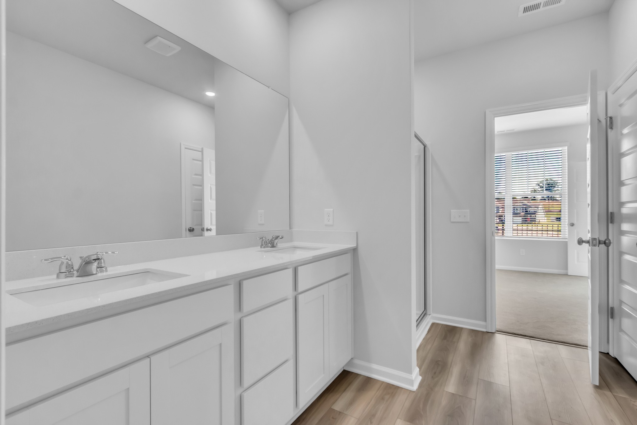1613 Manuka Lane