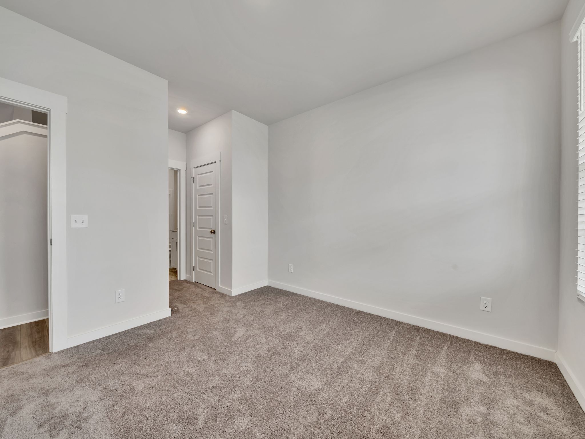 812 Bur Oak Court