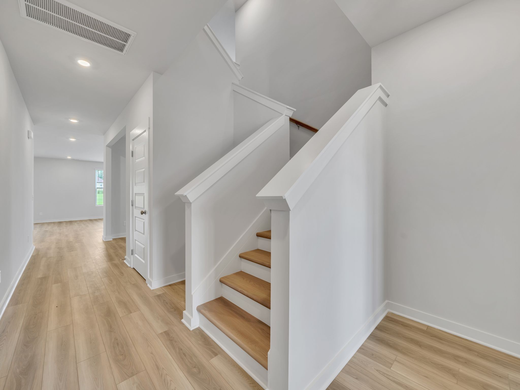 812 Bur Oak Court