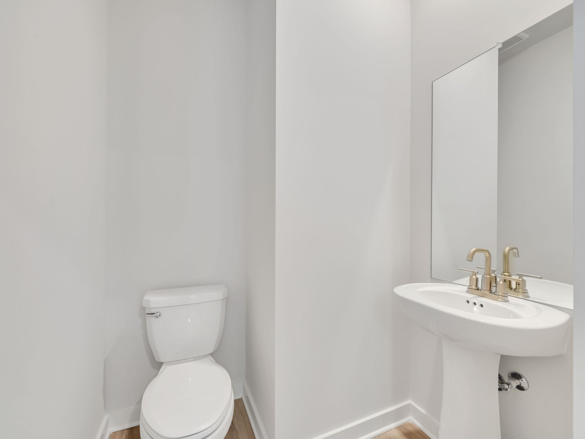 812 Bur Oak Court