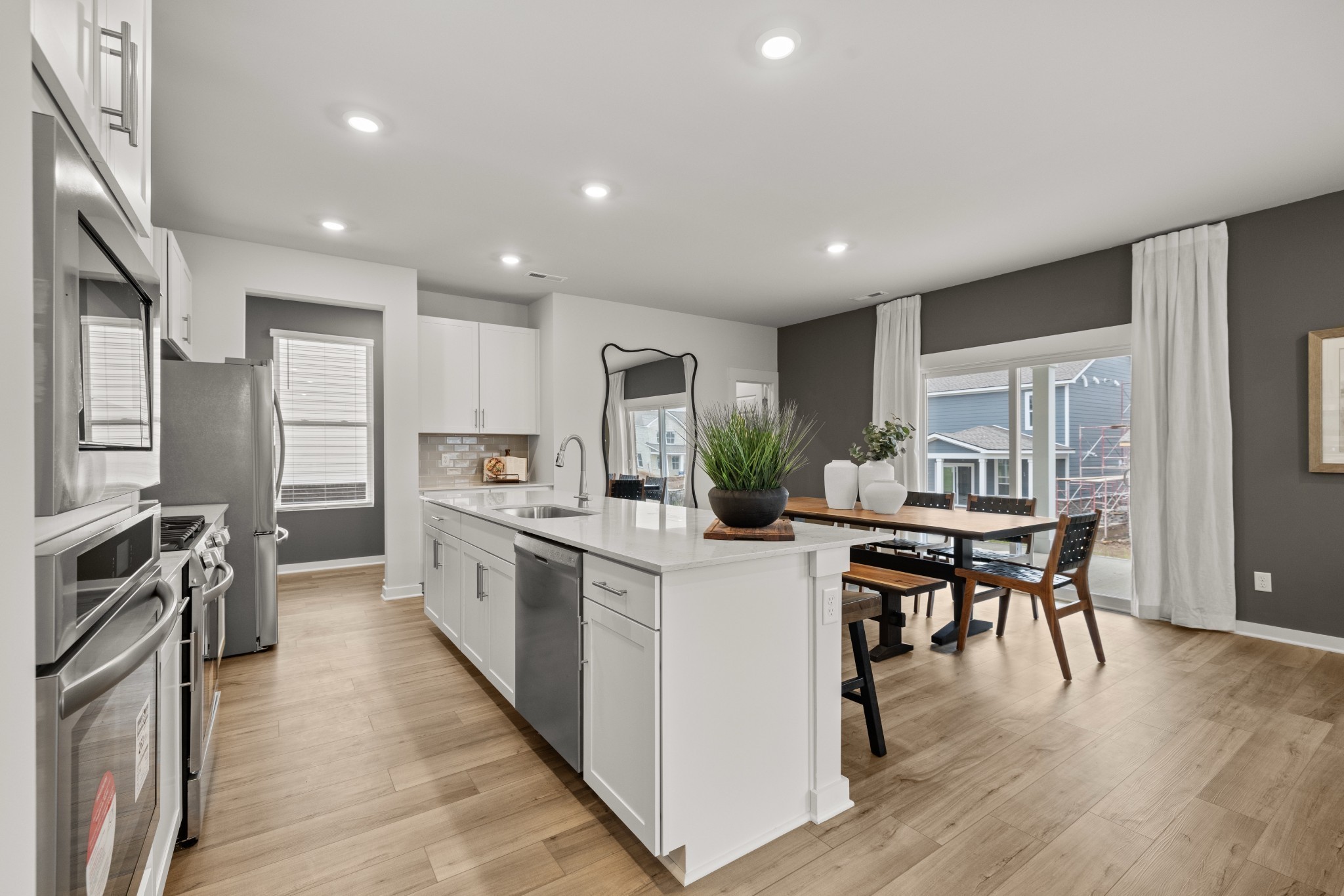 812 Bur Oak Court