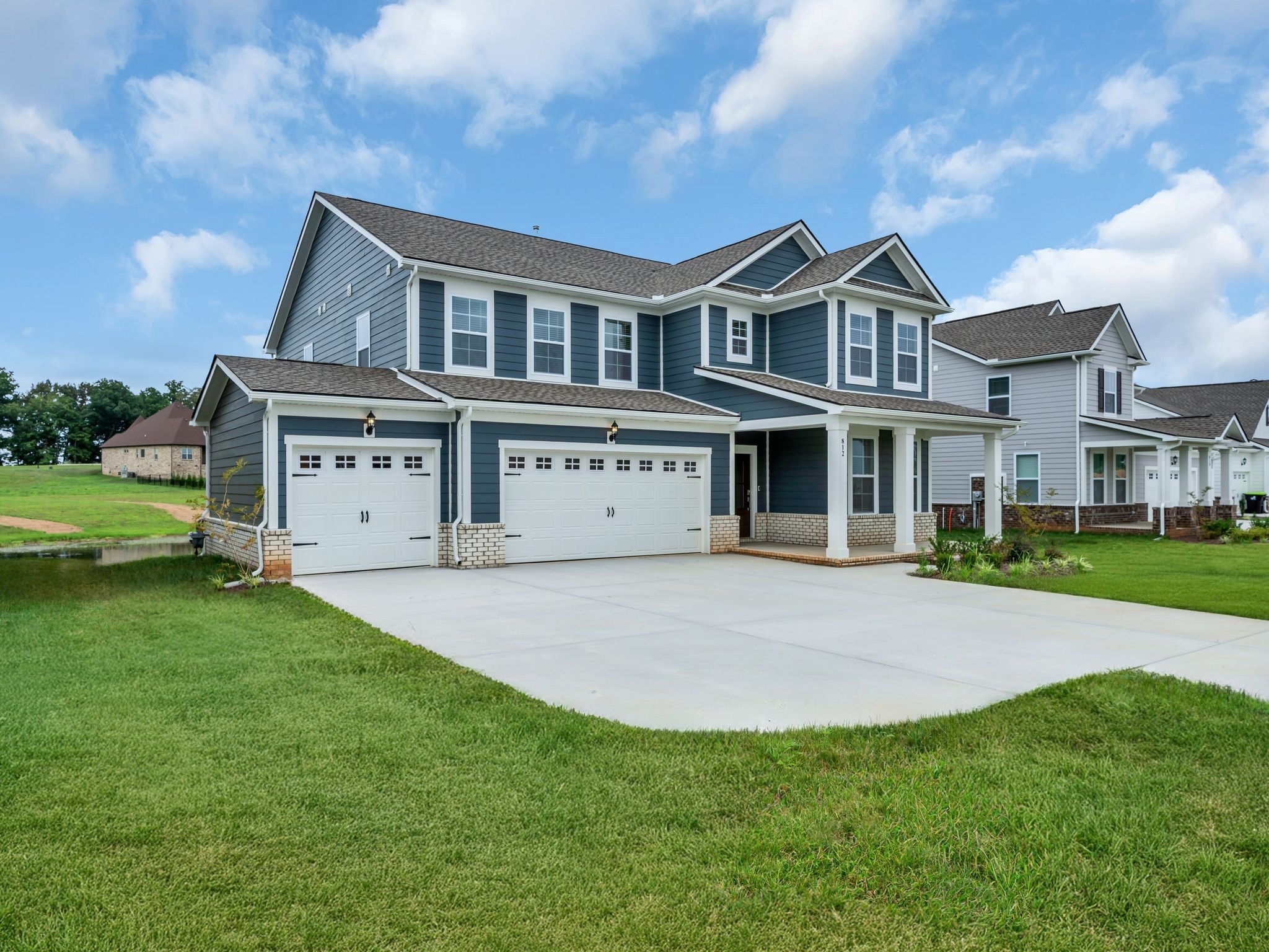 812 Bur Oak Court