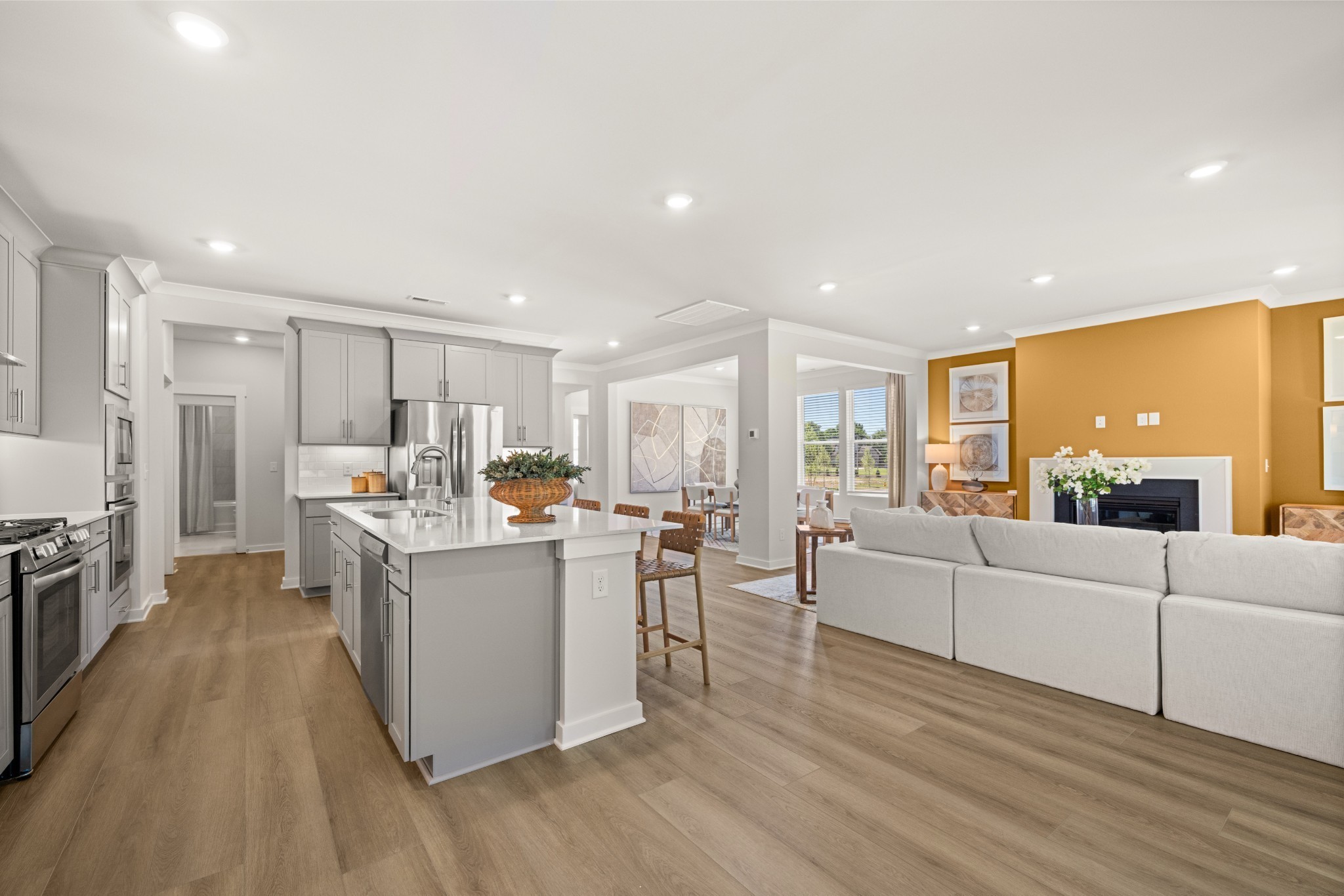 710 Heathview Court