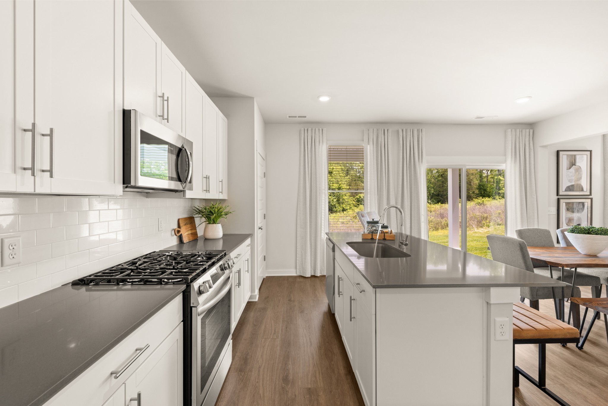 1056 Mourning Cloak Drive