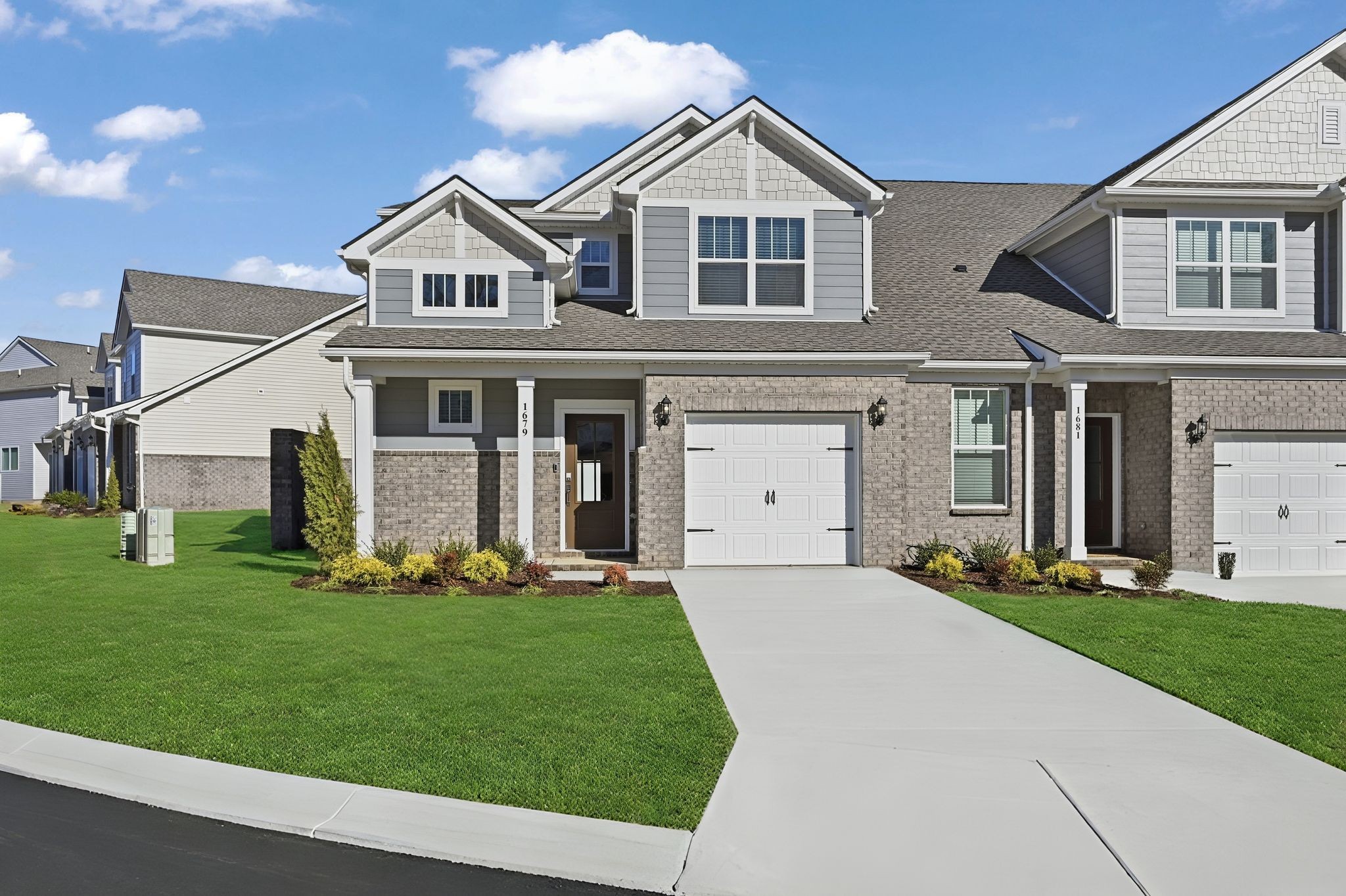 1679 Manuka Lane