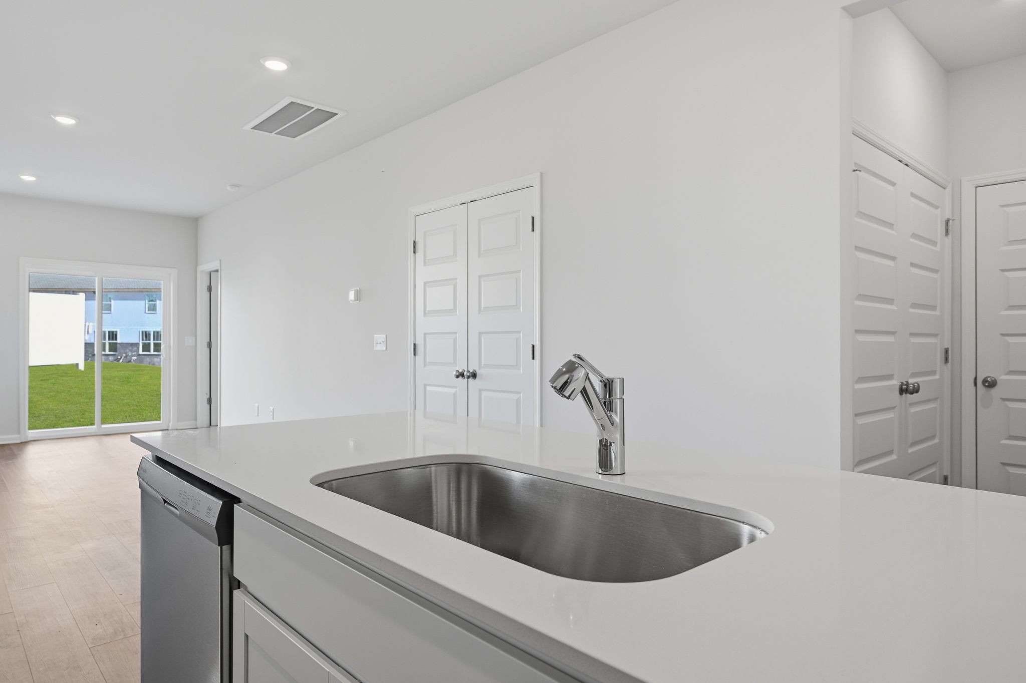 1679 Manuka Lane