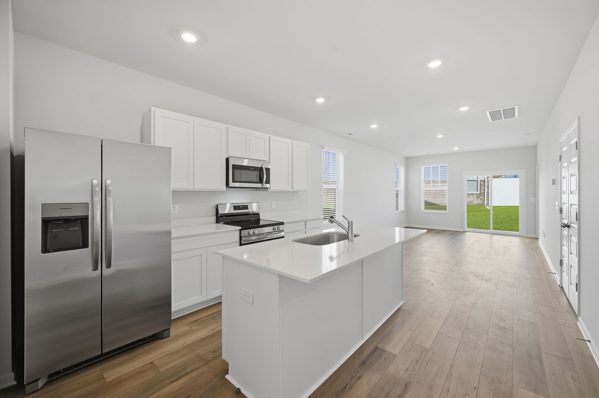 1679 Manuka Lane