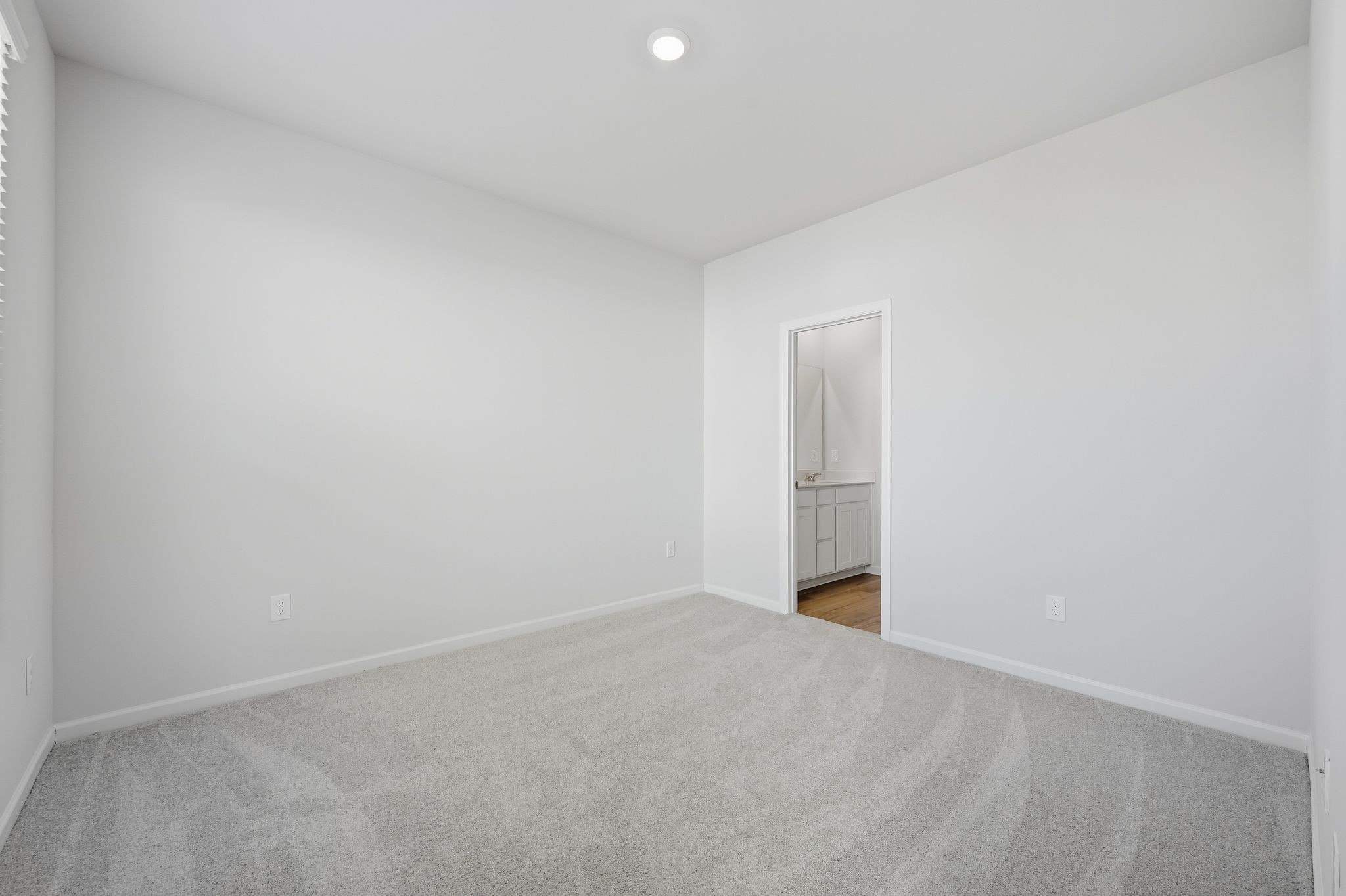 1679 Manuka Lane