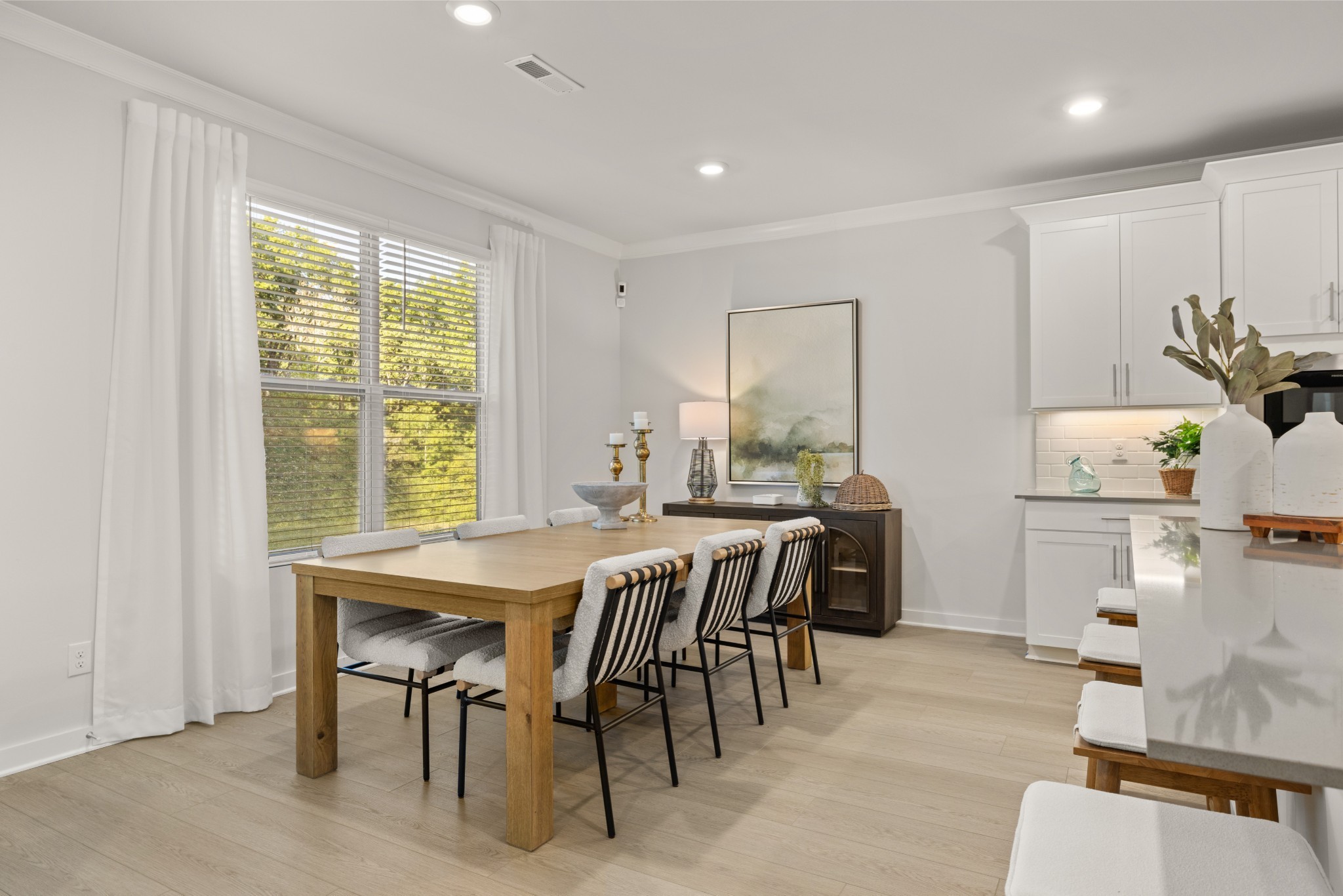 742 Heathview Court