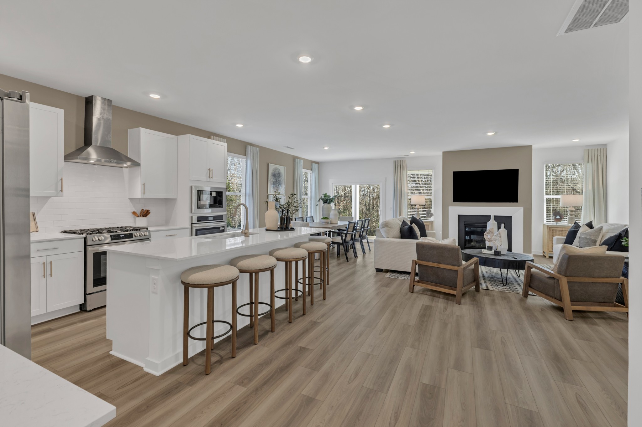 555 Sugarberry Court