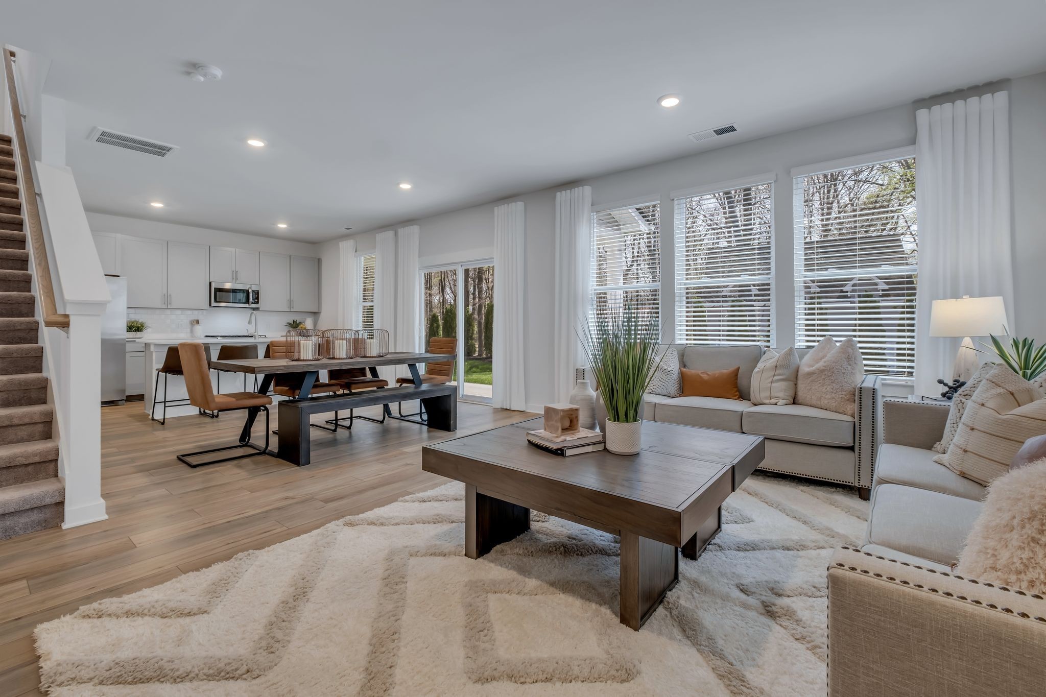 459 Lacewing Lane