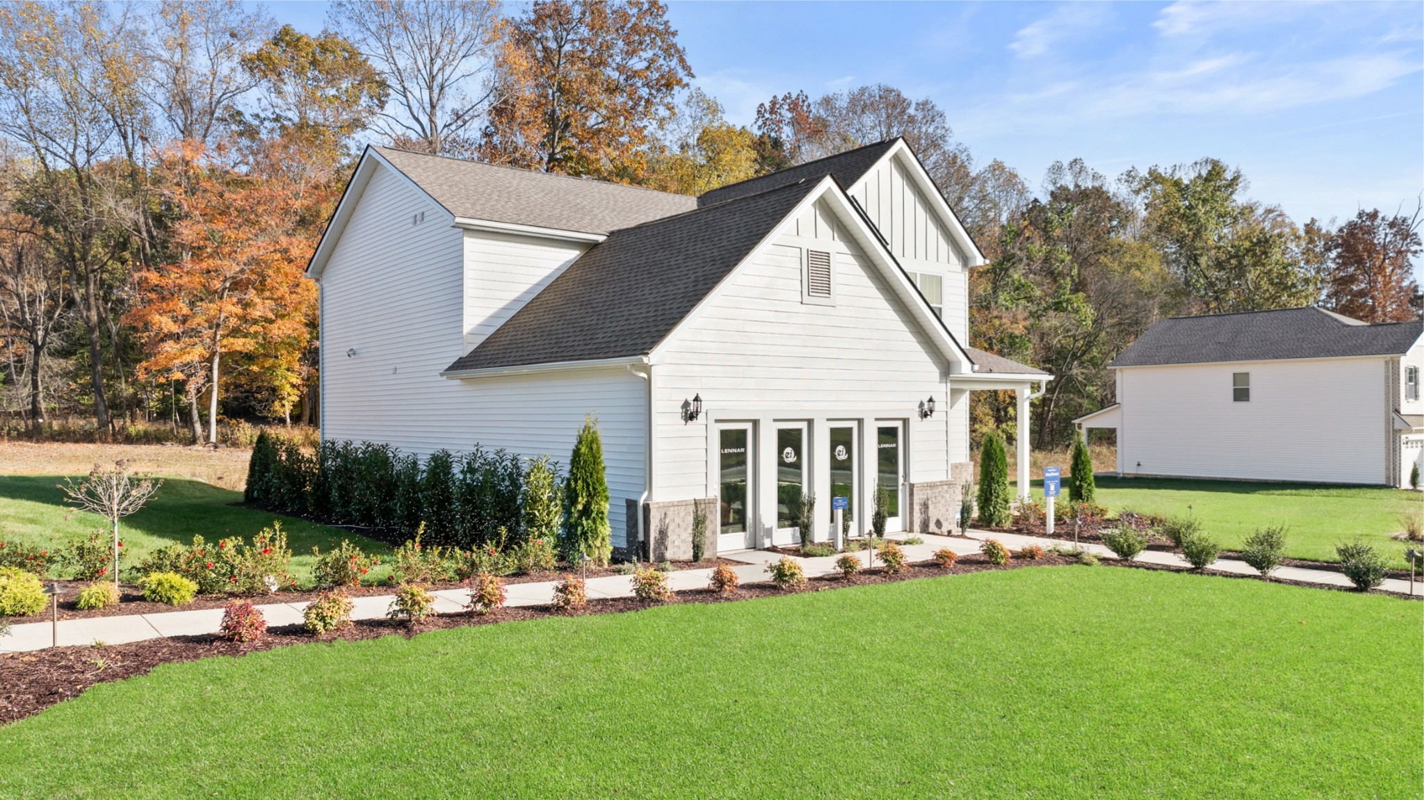 453 Lacewing Lane