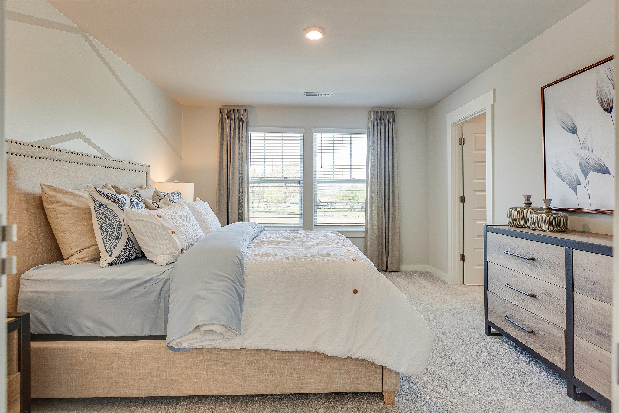 1039 Mourning Cloak Drive