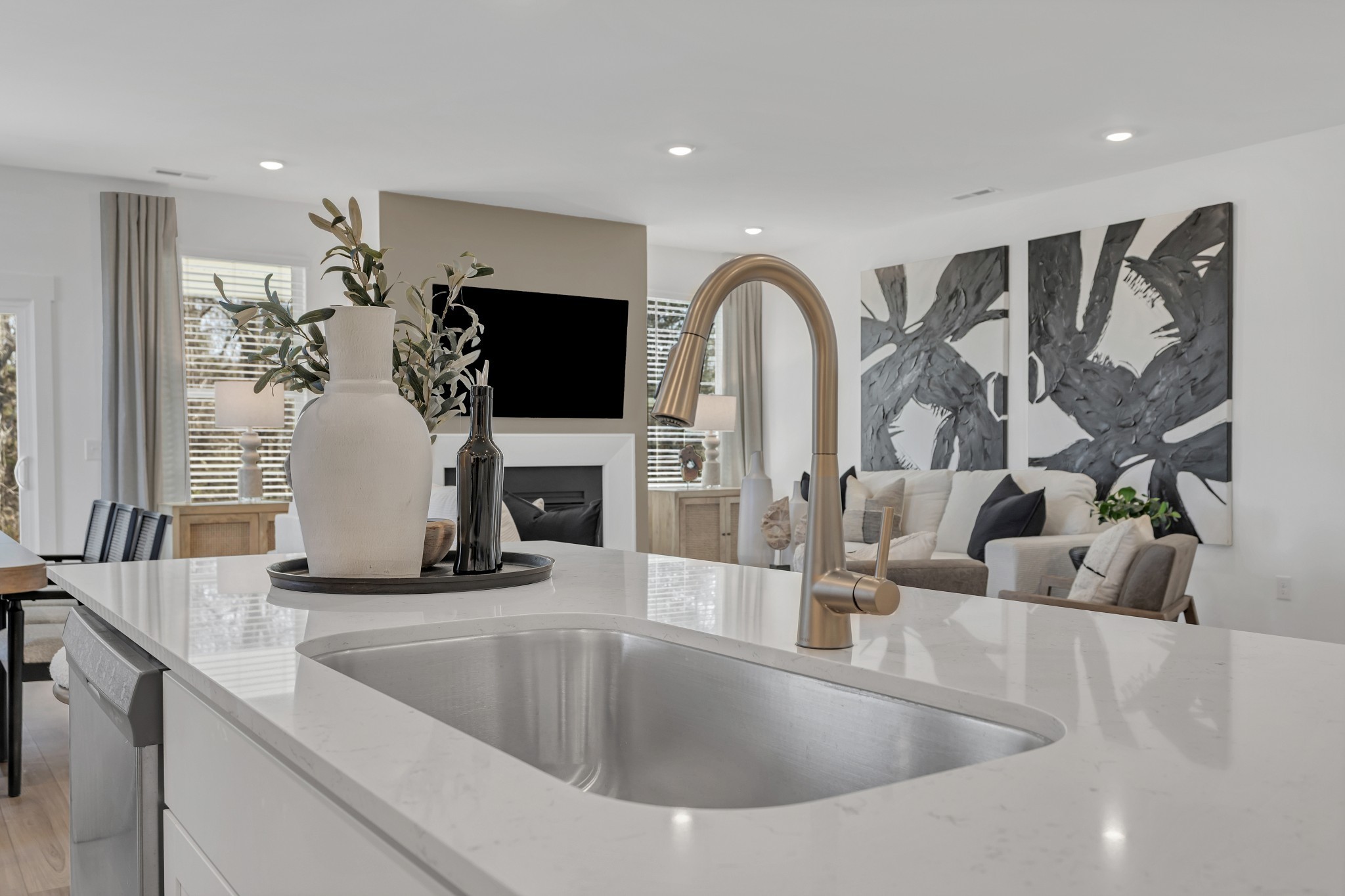 6348 N New Hope Road