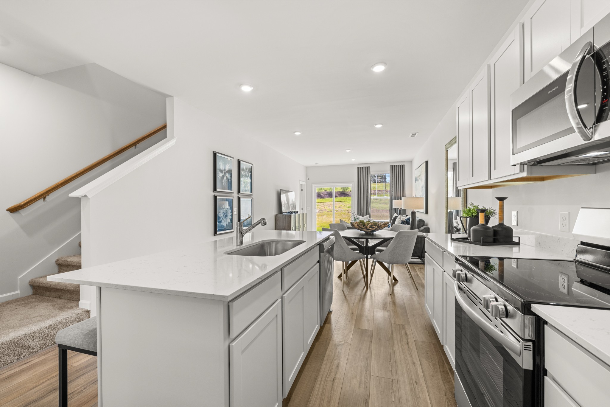 1730 Manuka Lane