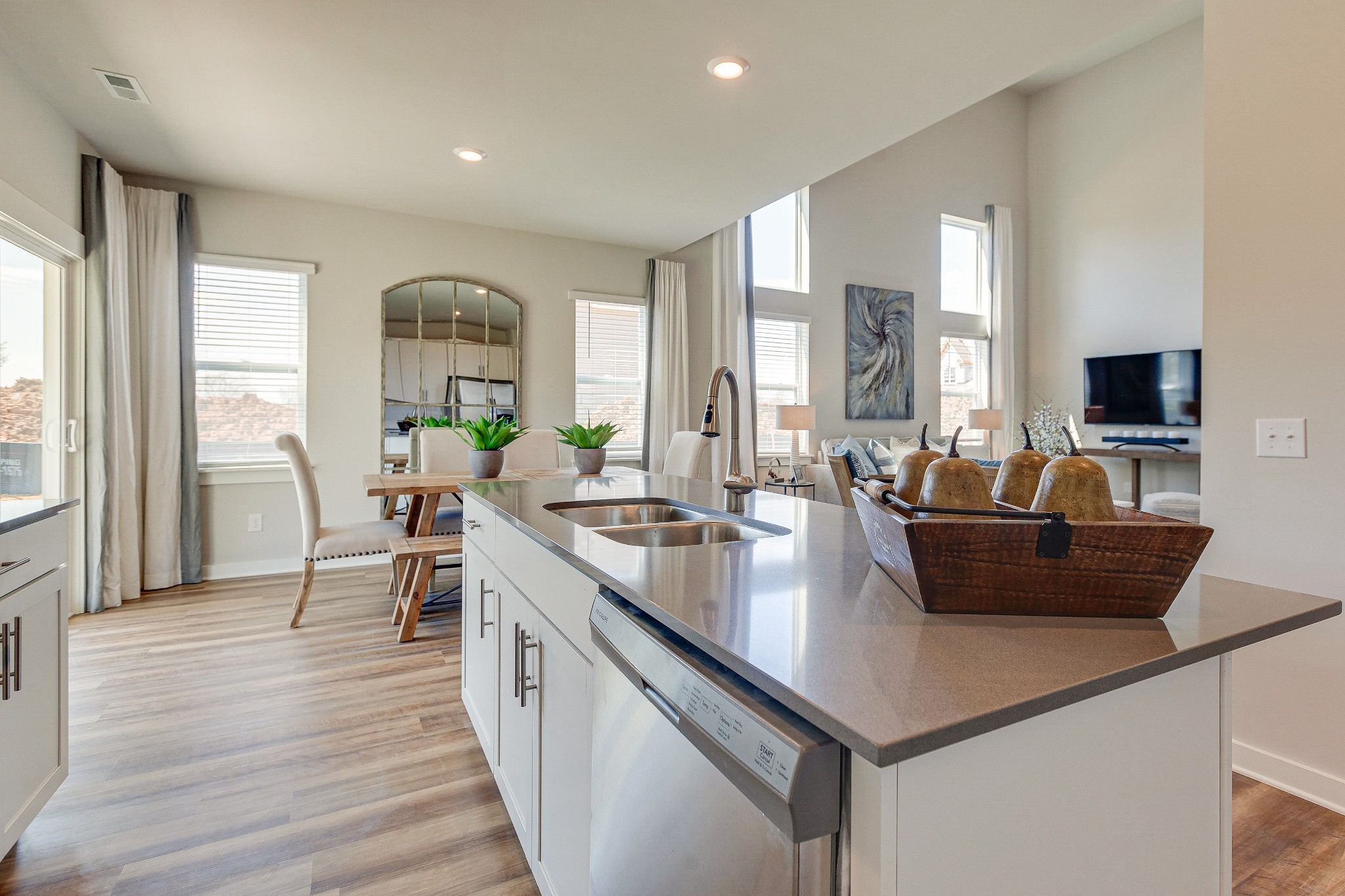 425 Lacewing Lane