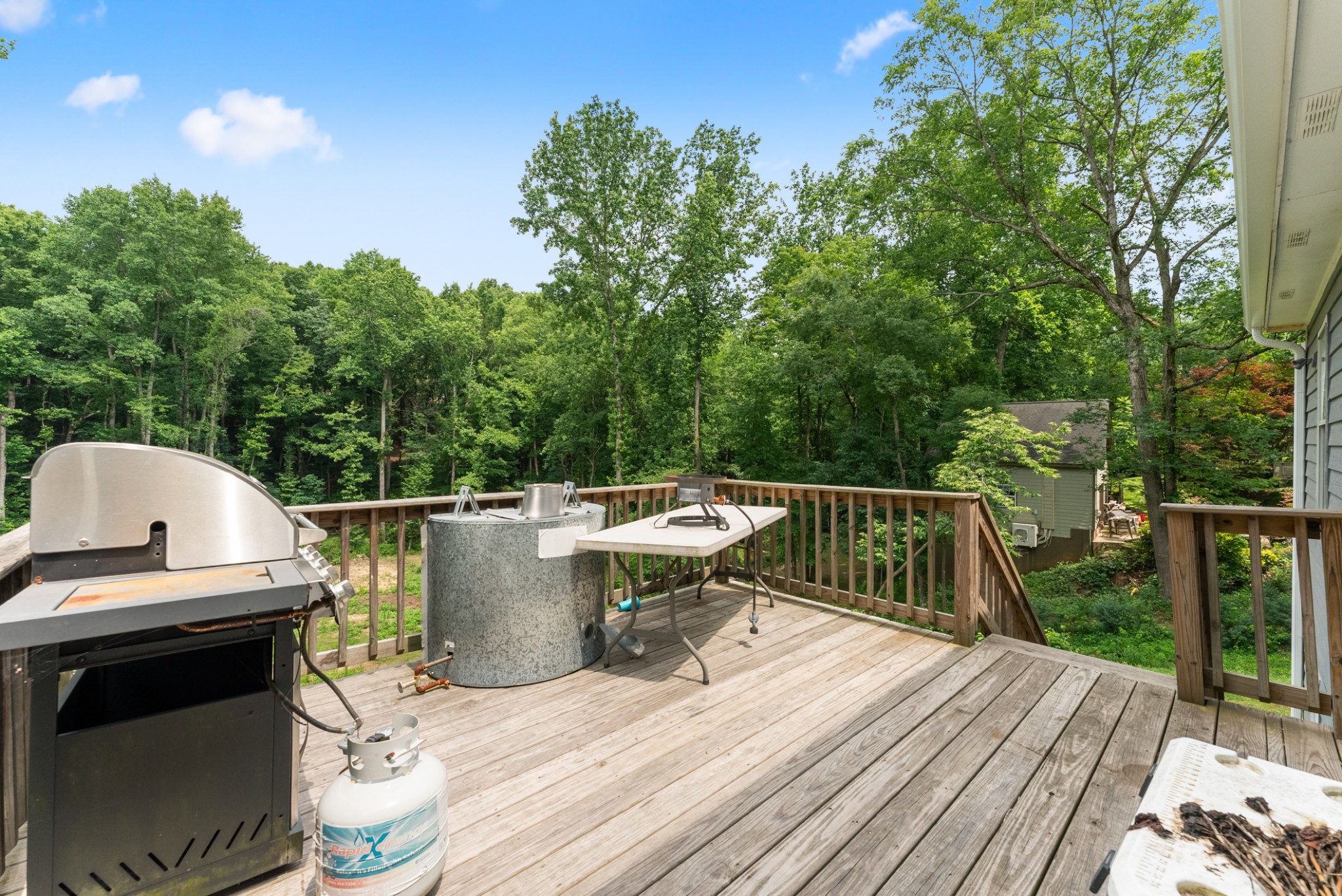 6471 Ivy Springs Dr