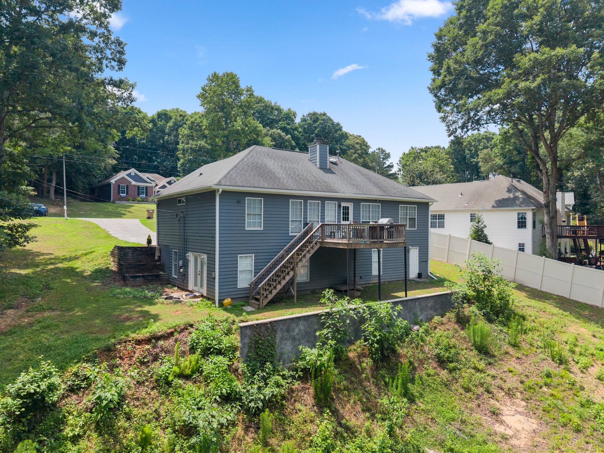 6471 Ivy Springs Dr
