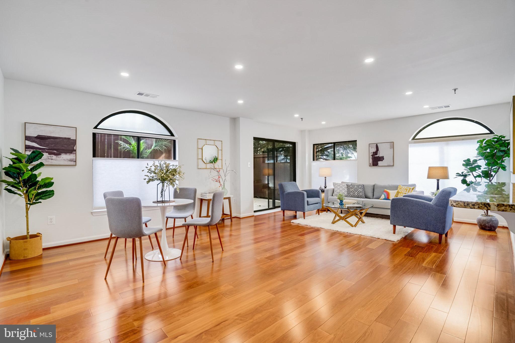 1029 N STUART STREET 115