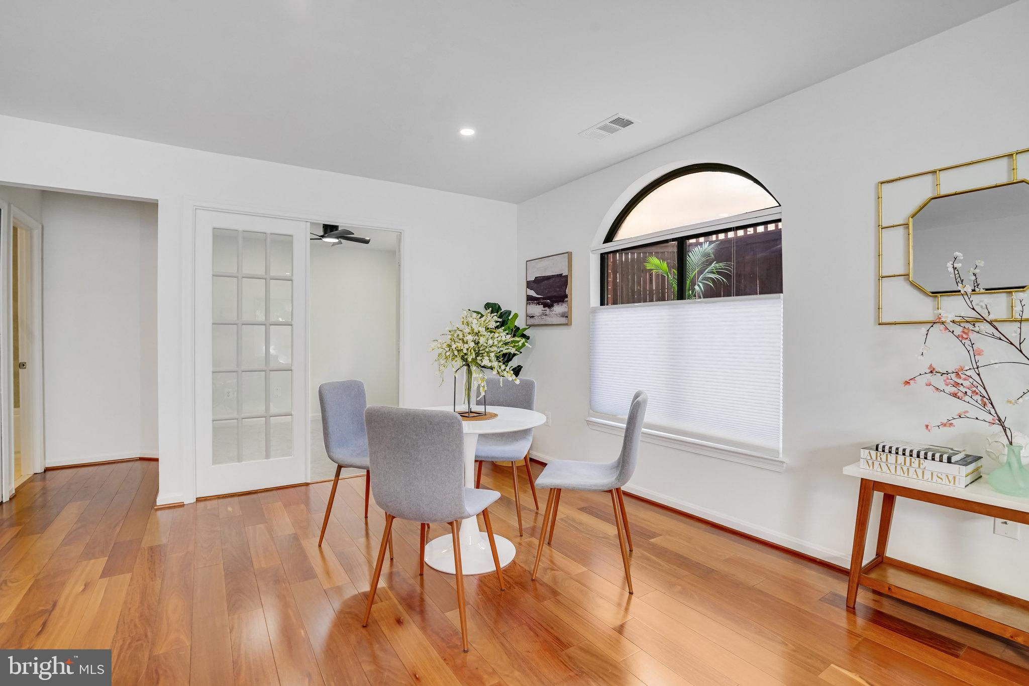 1029 N STUART STREET 115