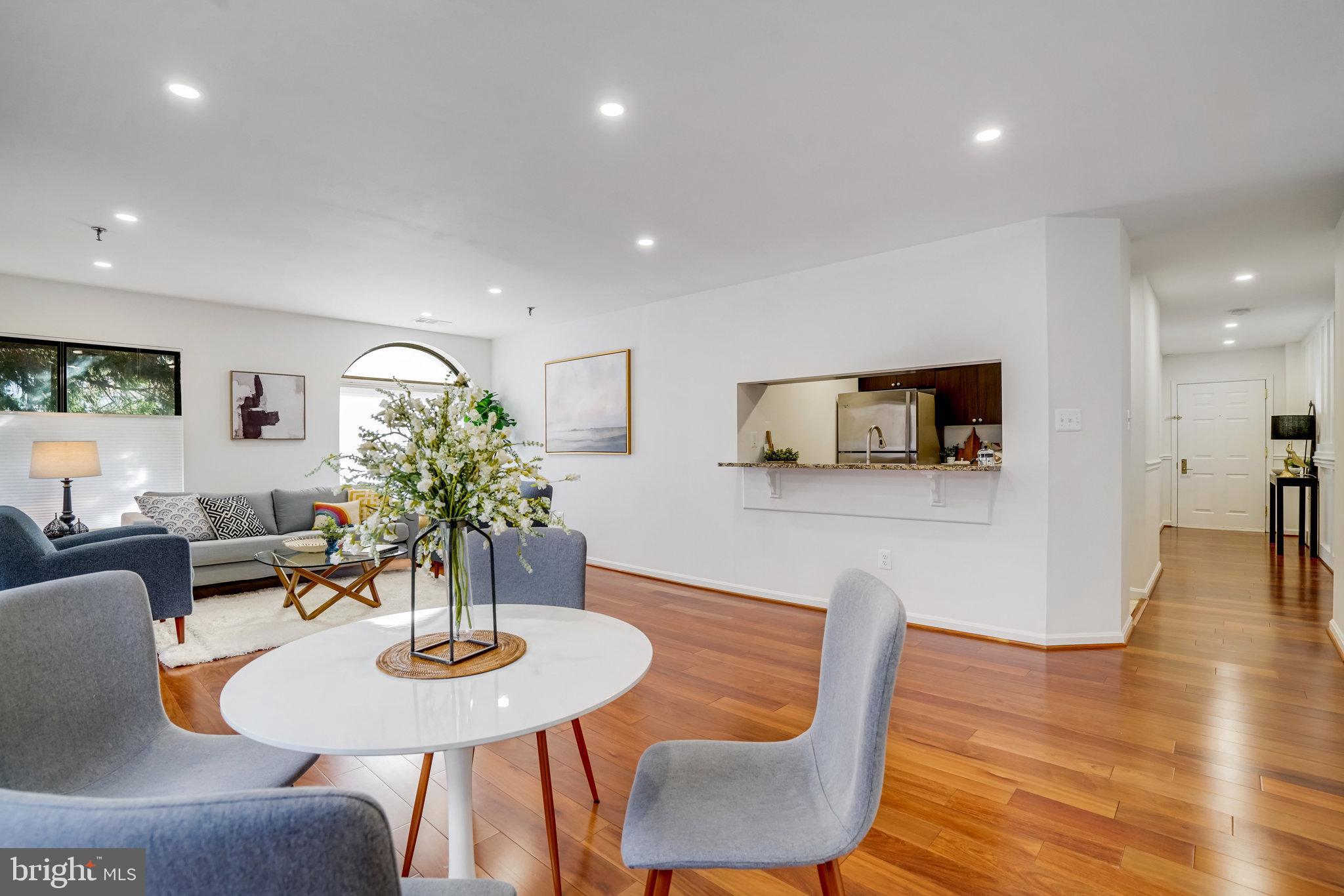 1029 N STUART STREET 115