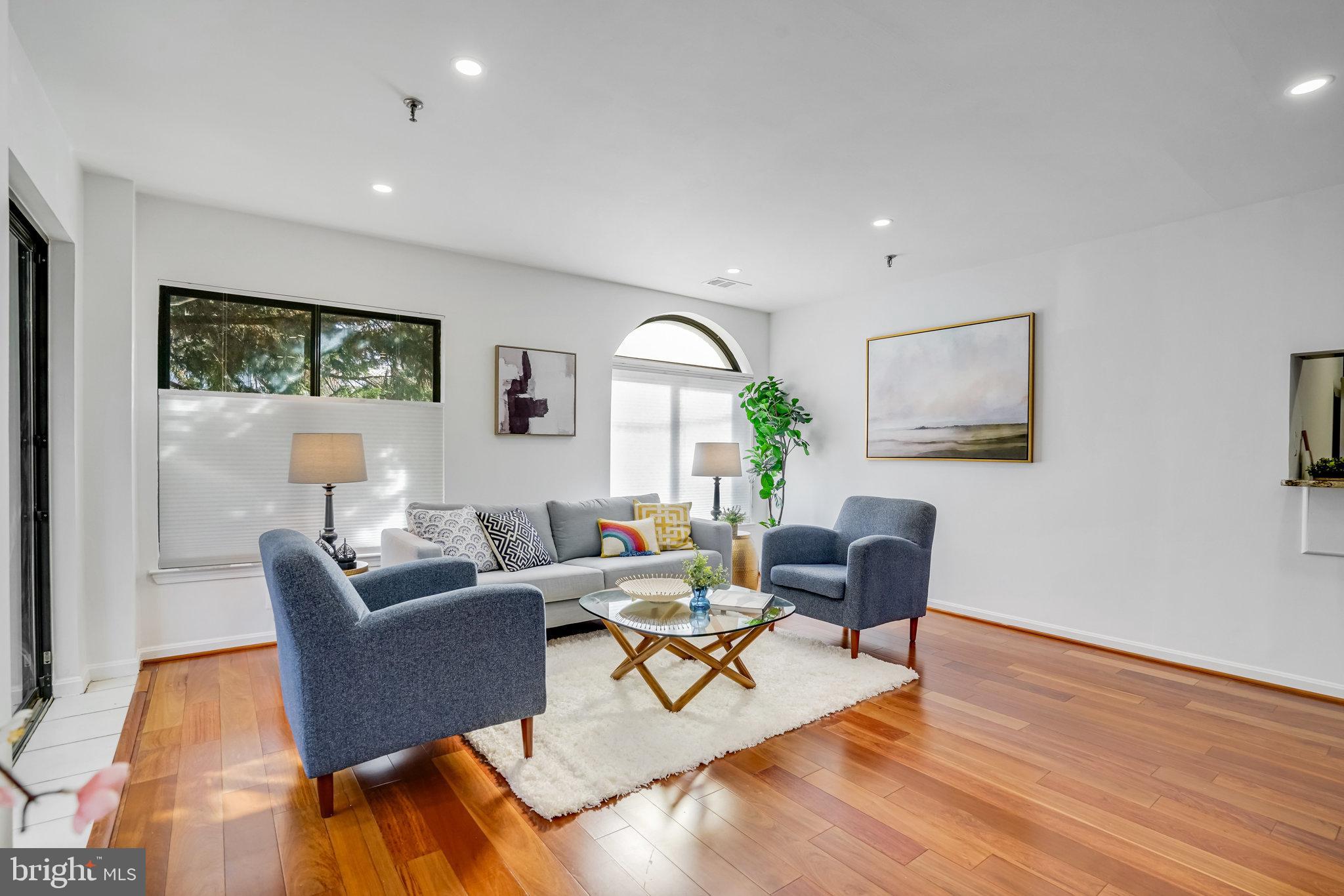 1029 N STUART STREET 115