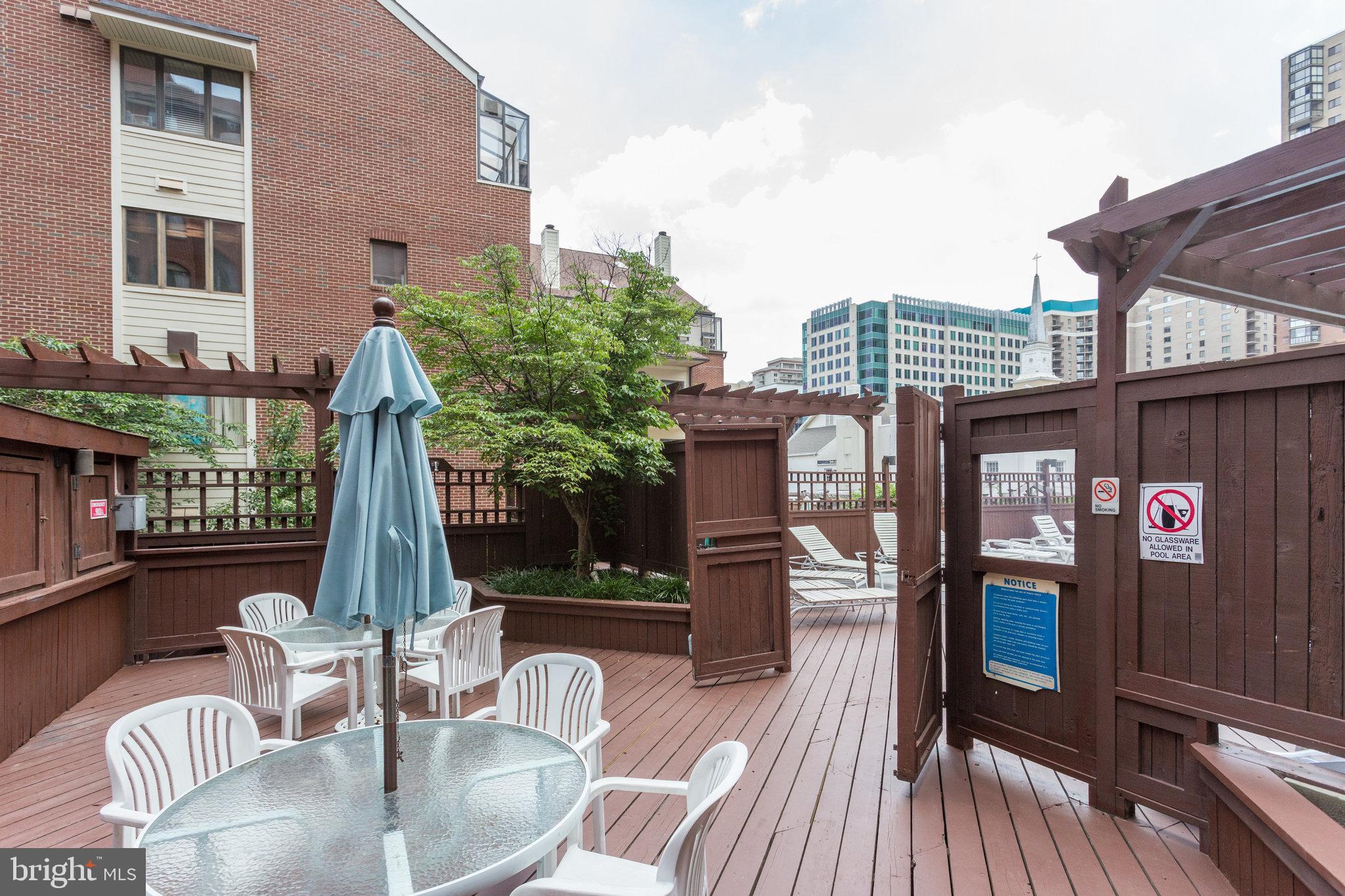 1029 N STUART STREET 115