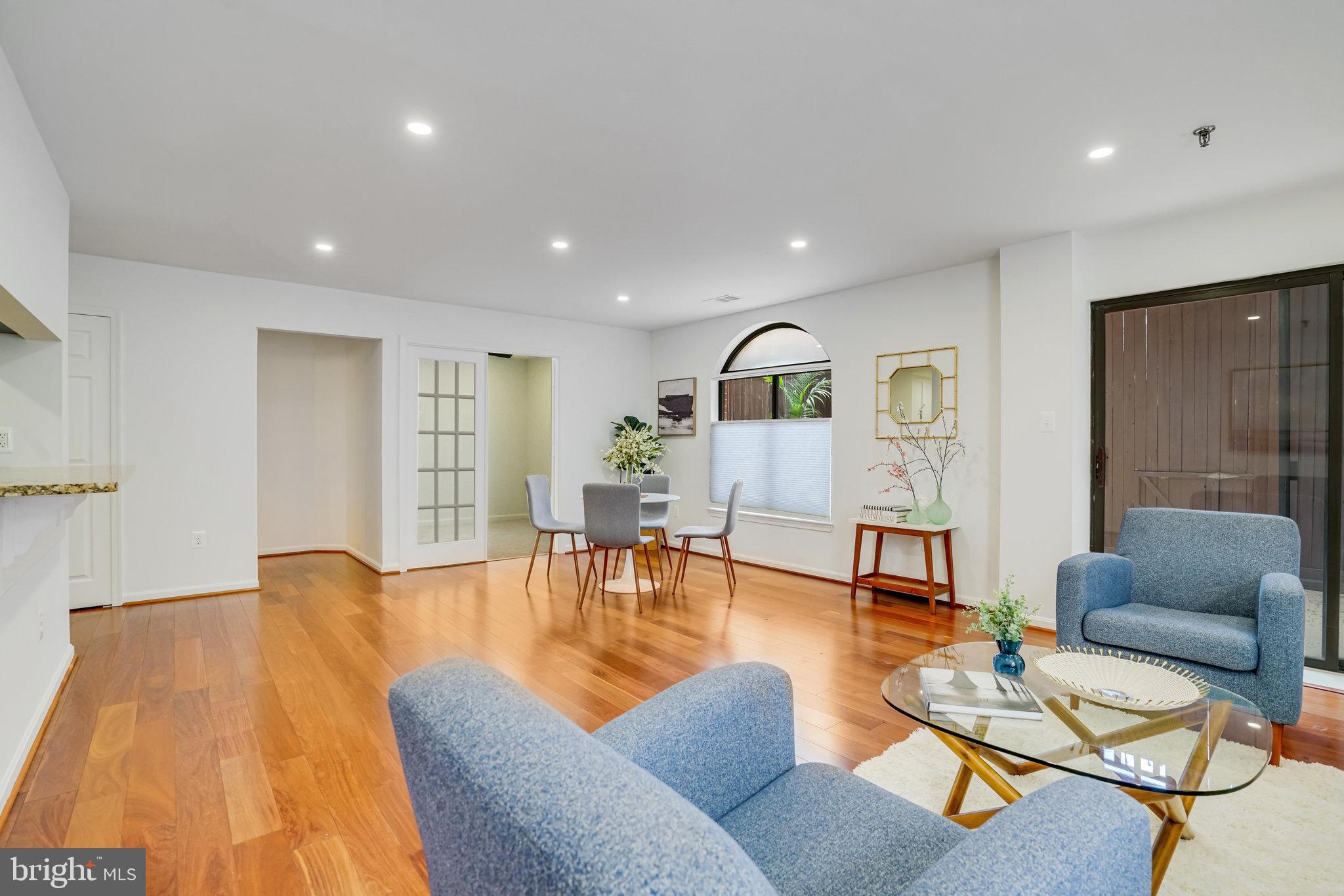 1029 N STUART STREET 115