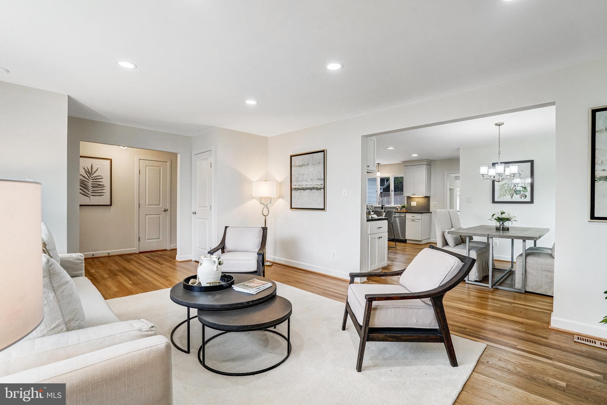 2642 ROBERT WALKER PLACE