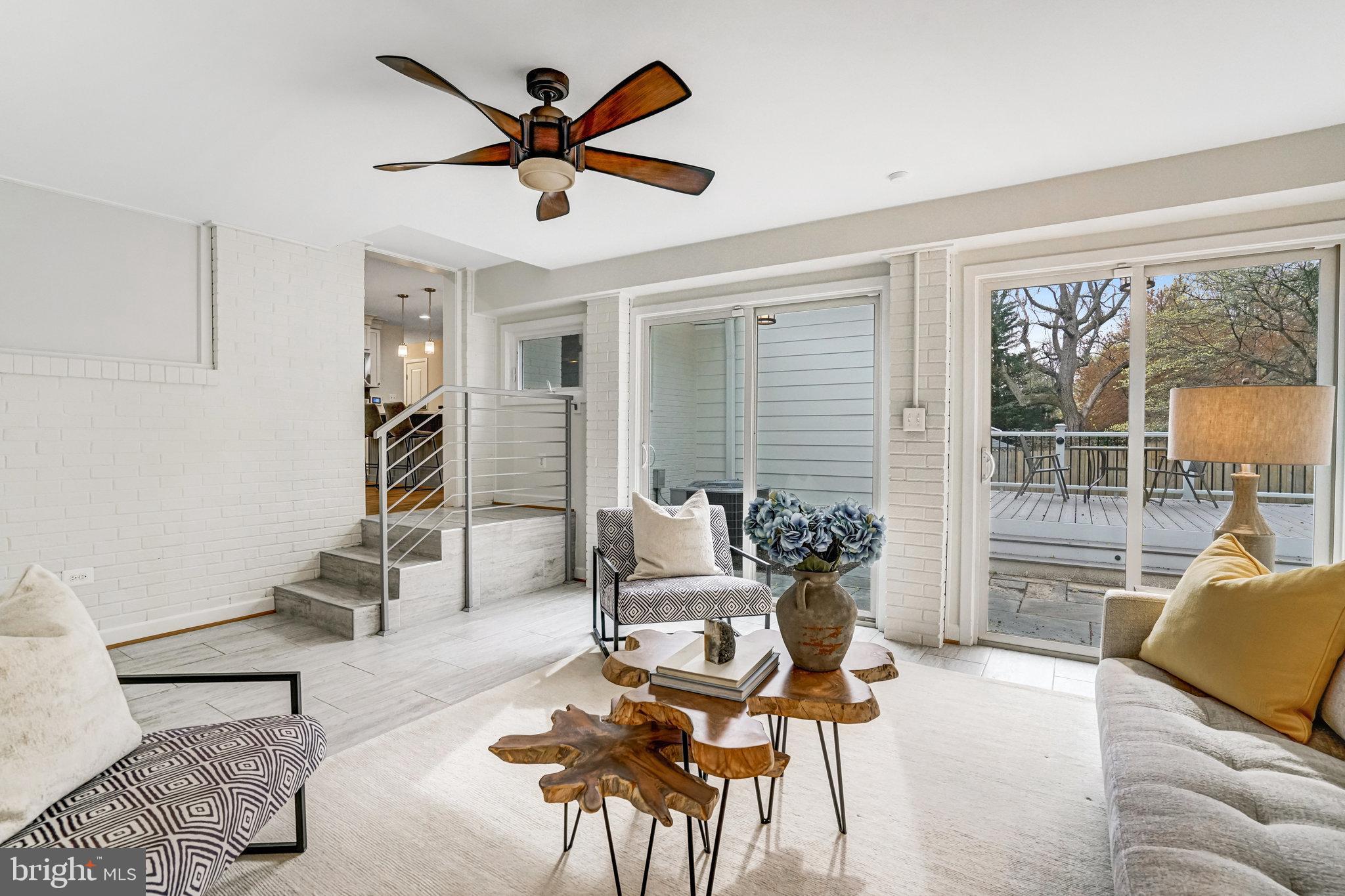 2642 ROBERT WALKER PLACE