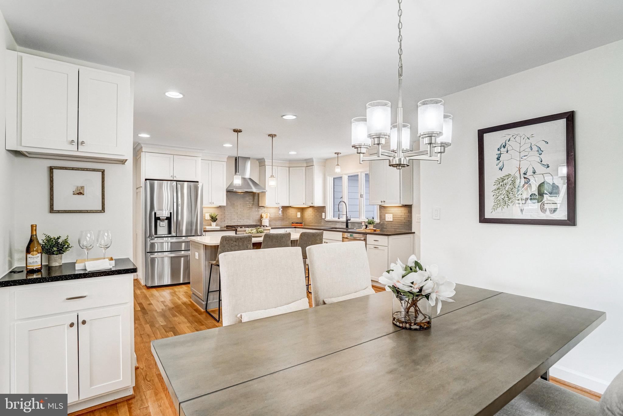 2642 ROBERT WALKER PLACE