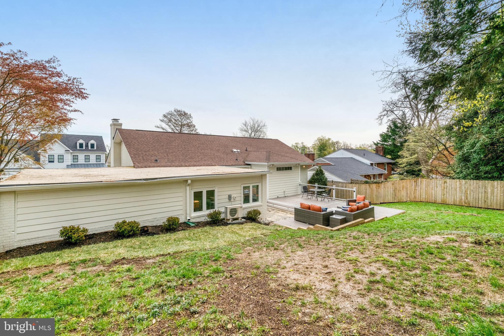 2642 ROBERT WALKER PLACE