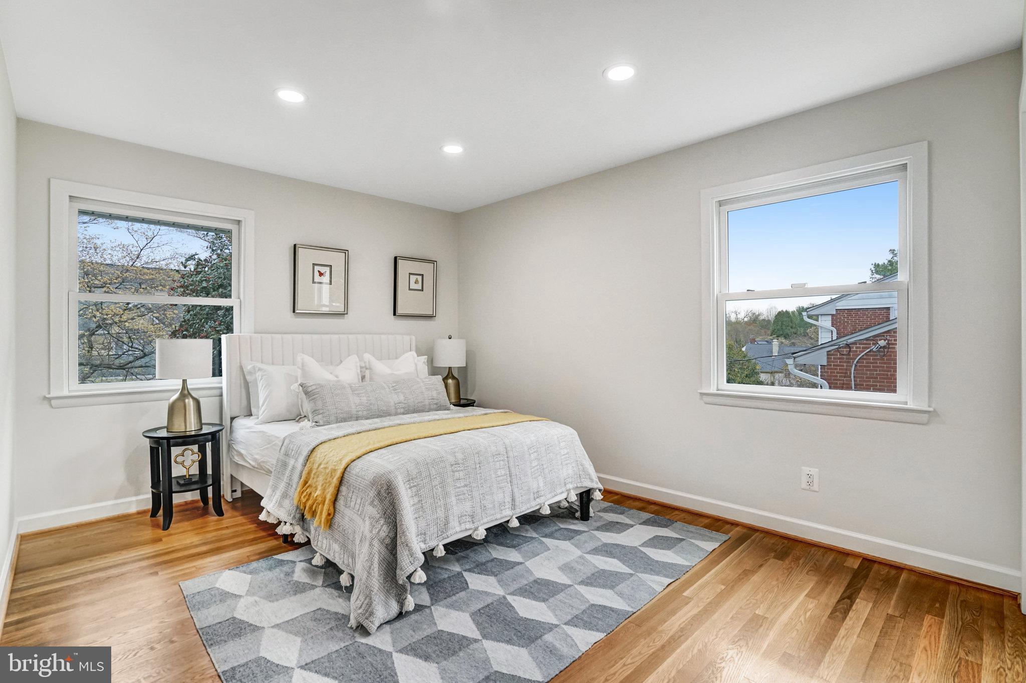 2642 ROBERT WALKER PLACE