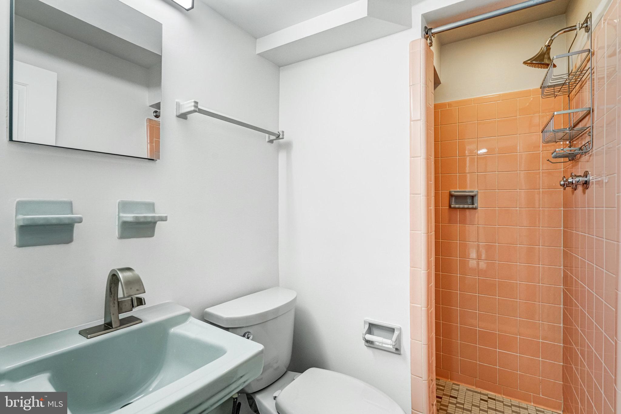 2642 ROBERT WALKER PLACE