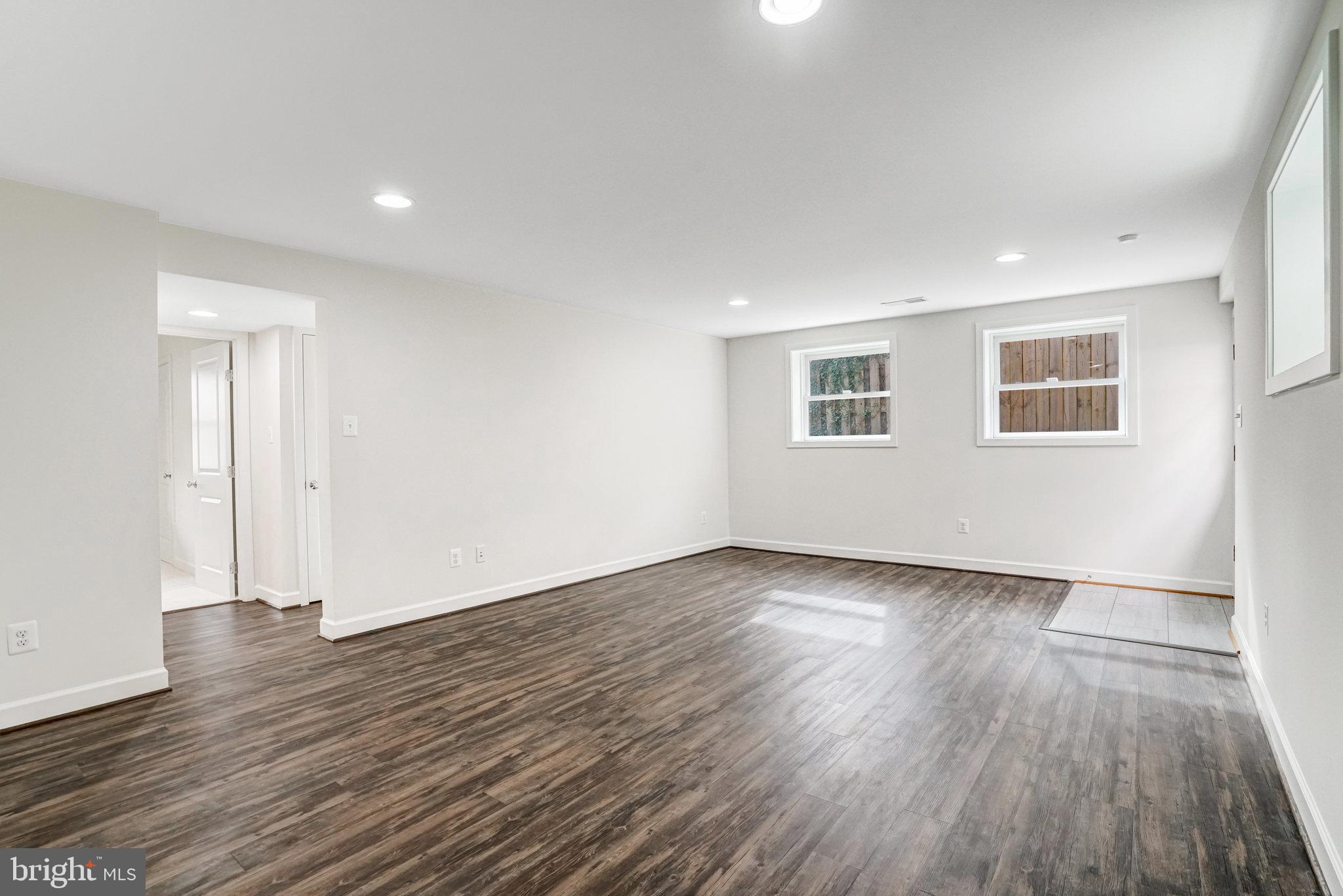 2642 ROBERT WALKER PLACE