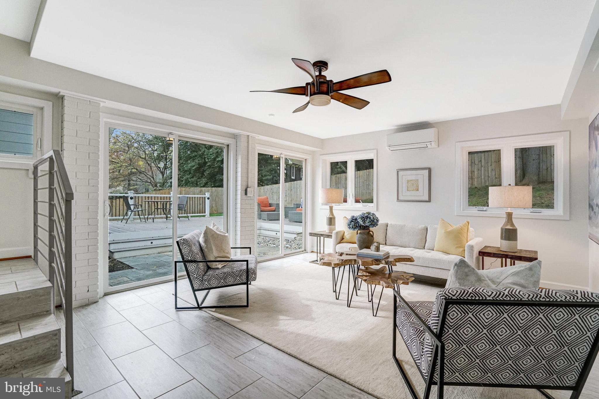 2642 ROBERT WALKER PLACE