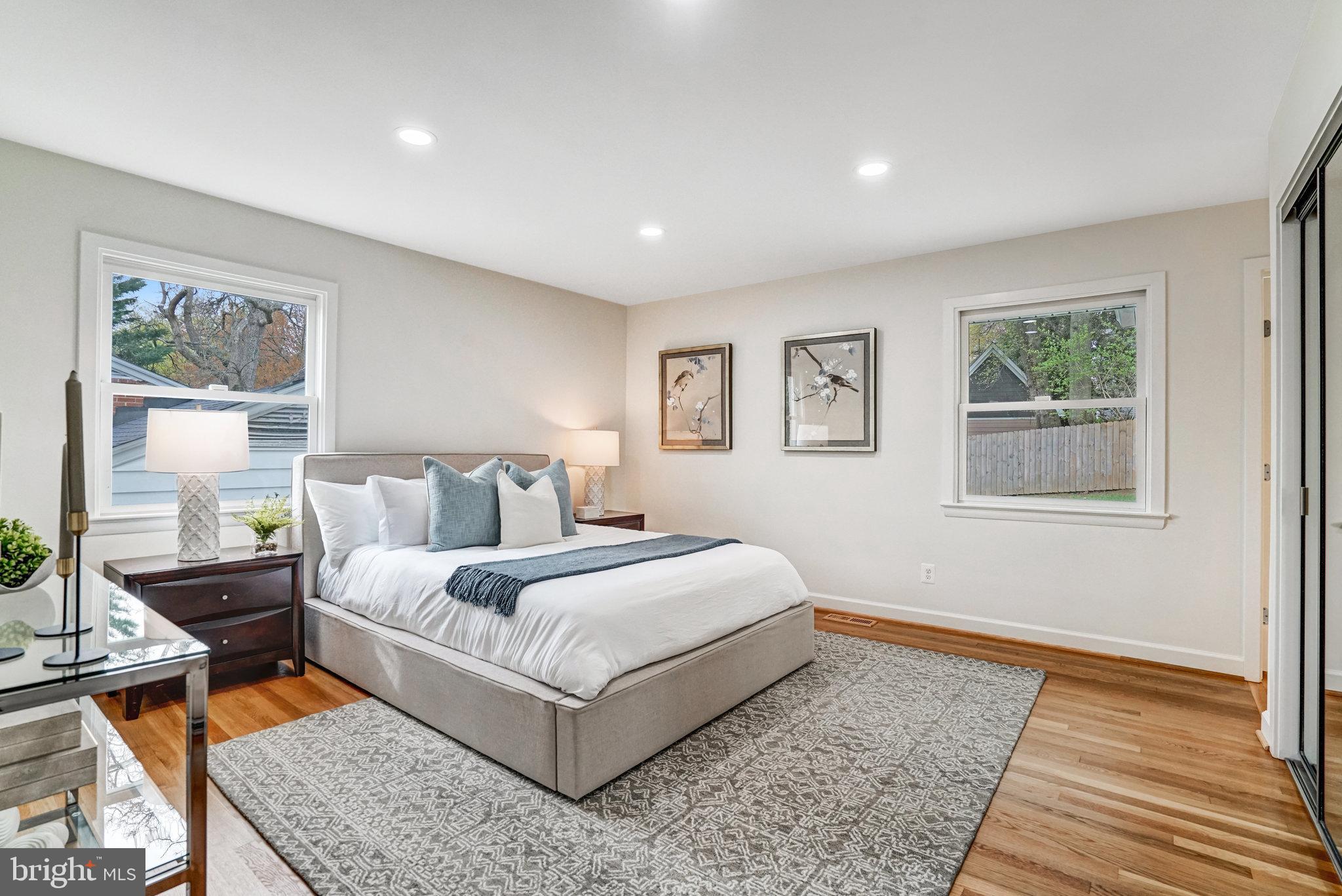 2642 ROBERT WALKER PLACE