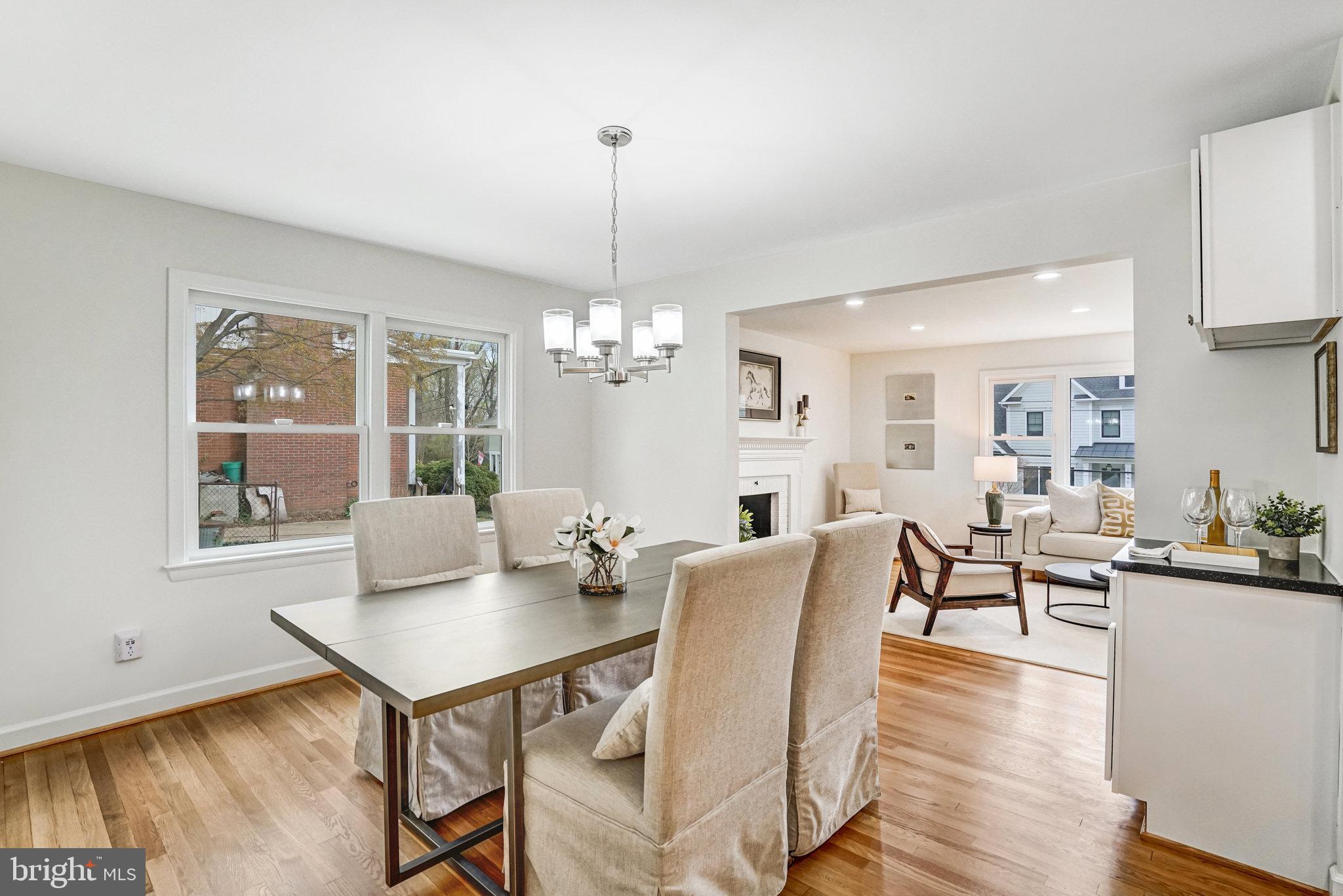 2642 ROBERT WALKER PLACE