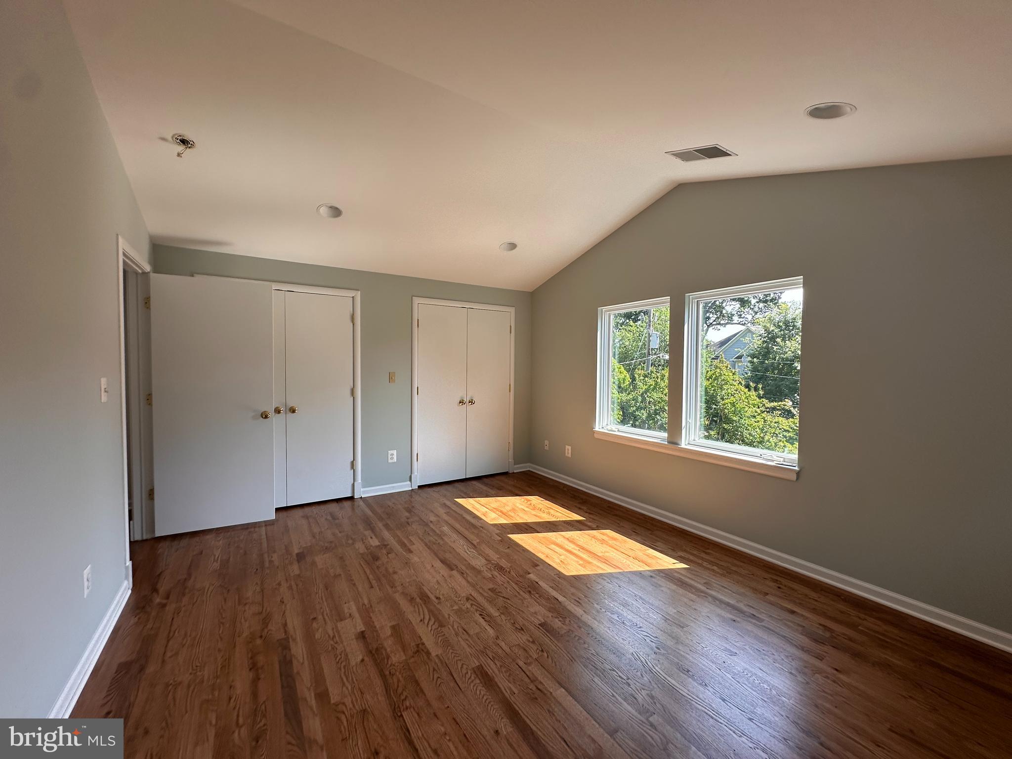 1518 N EDISON STREET