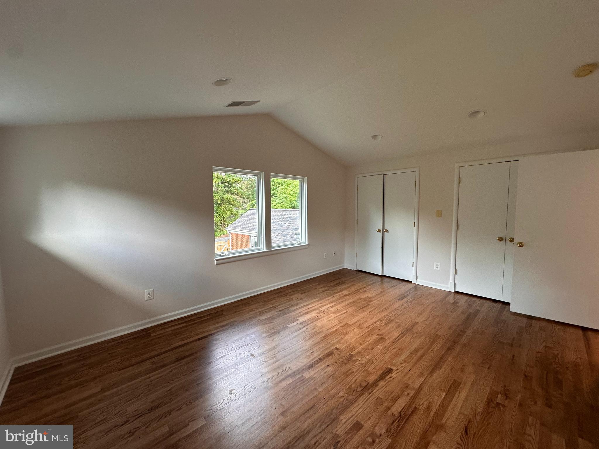 1518 N EDISON STREET